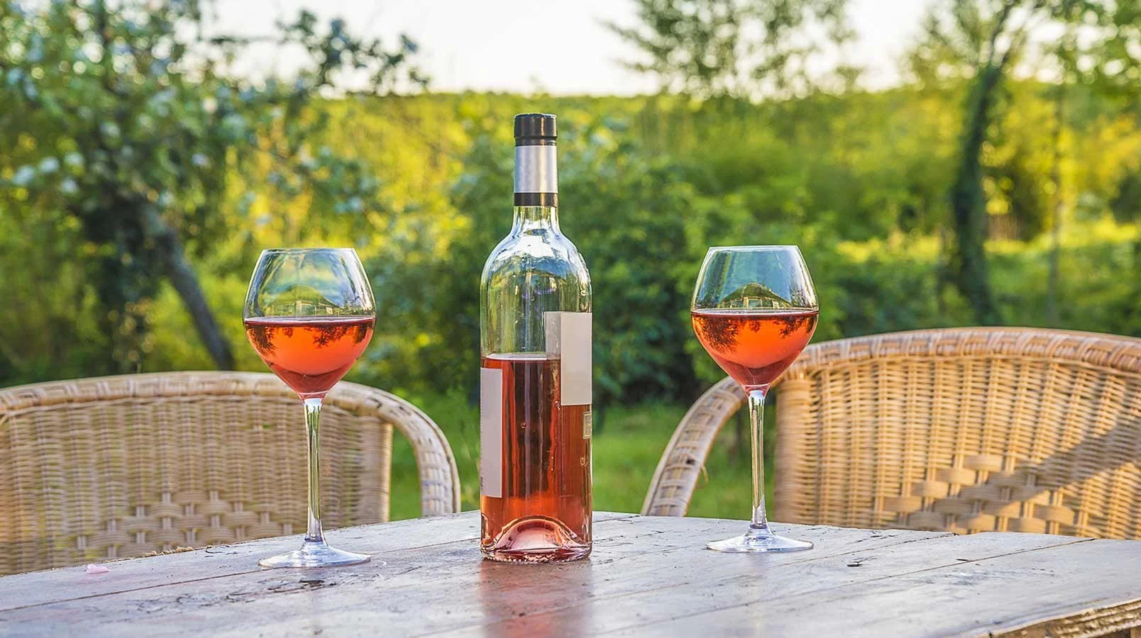 29/5 kl 19 Vinprovning "Rosé Rosé Rosé"