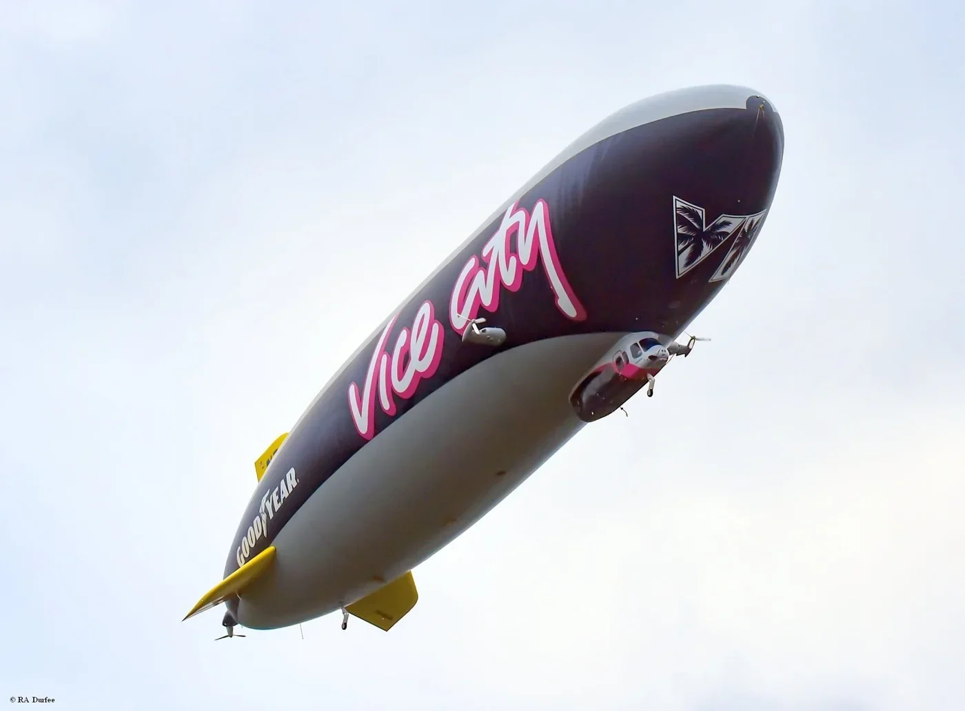 Rockstar lleva la promoción de GTA 6 a otro nivel con un enorme dirigible sobrevolando Miami
