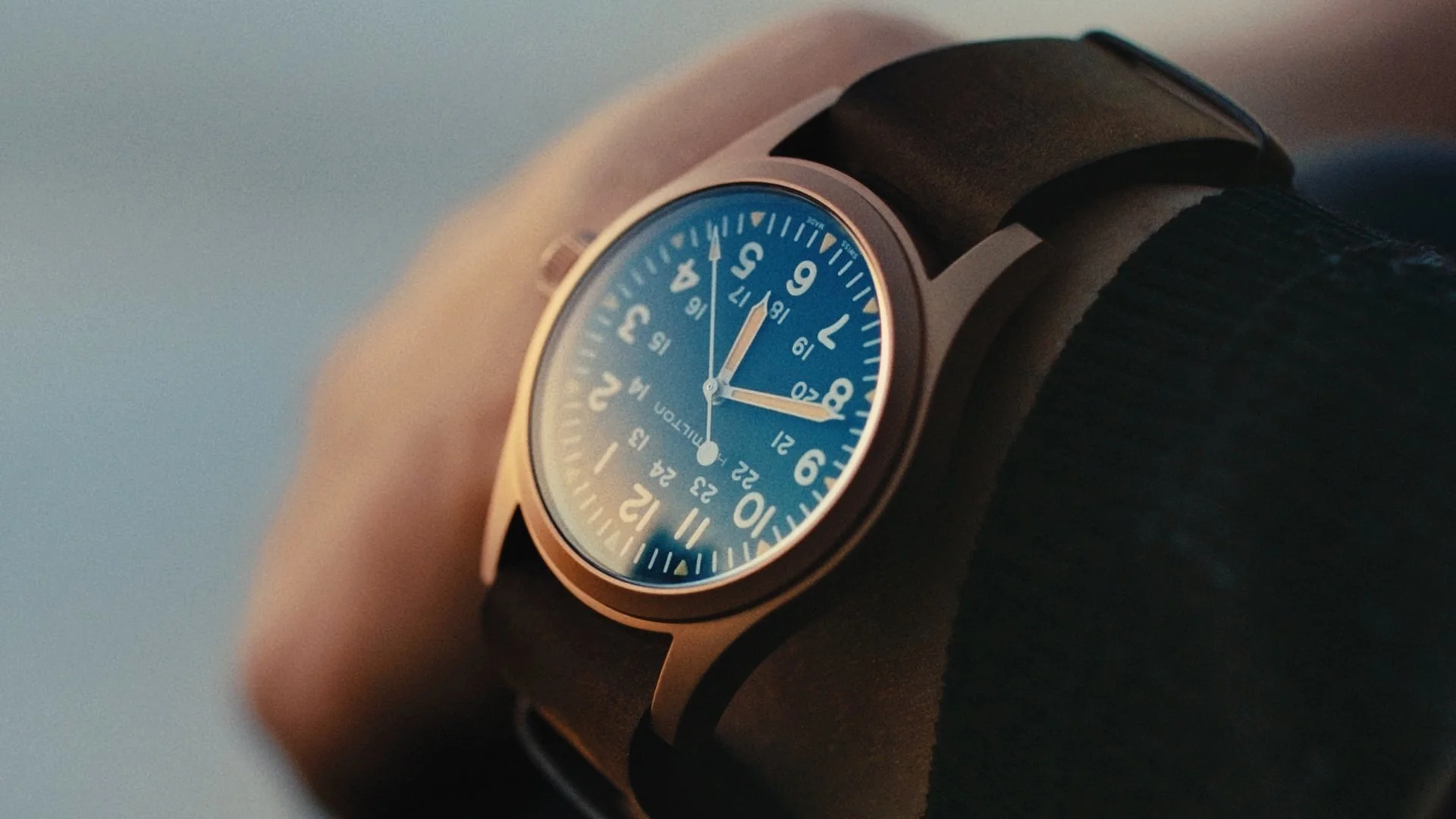  EDITOR &amp; COLORIST  