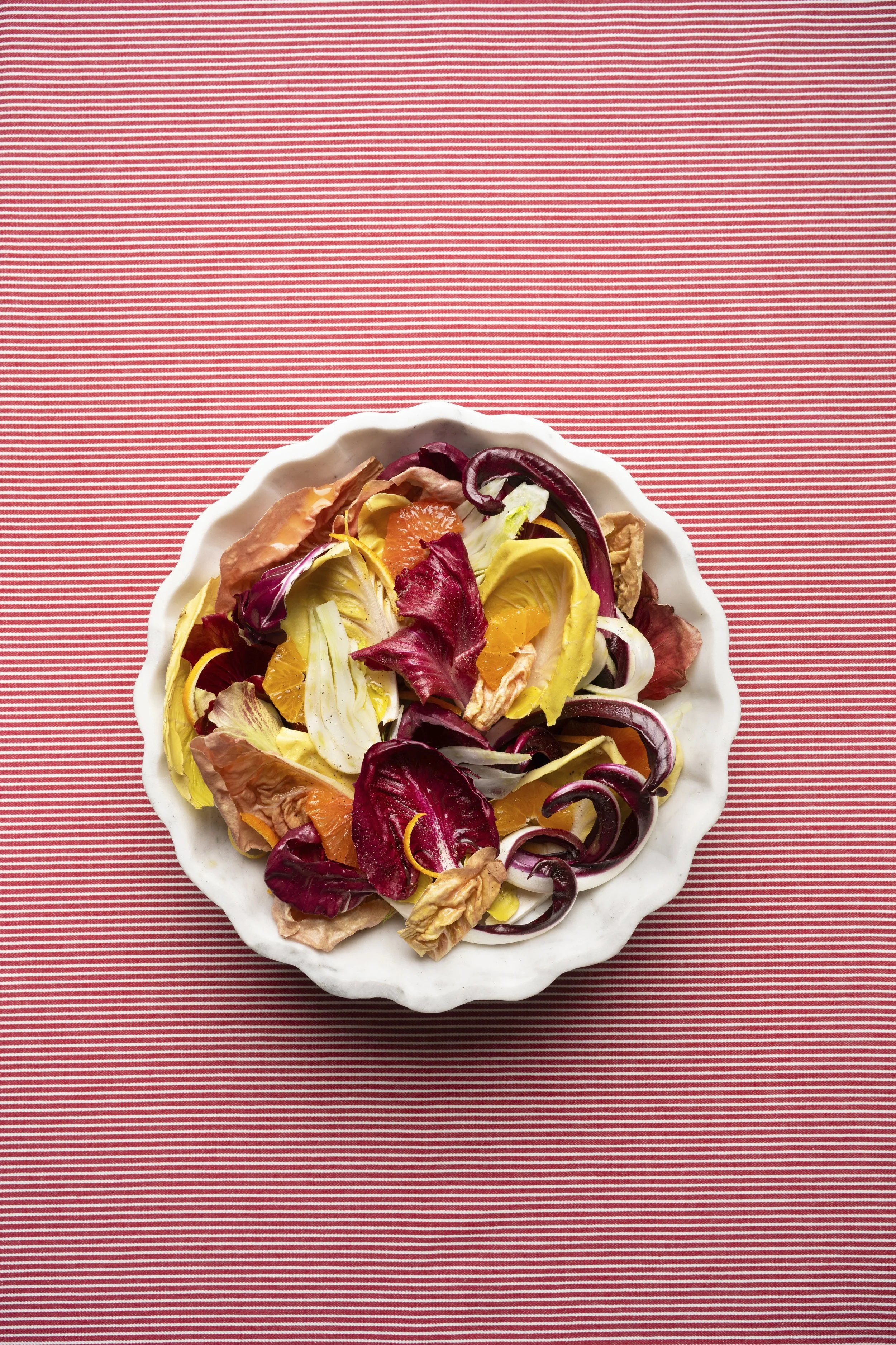 salad_white_scalloped_marble.jpg
