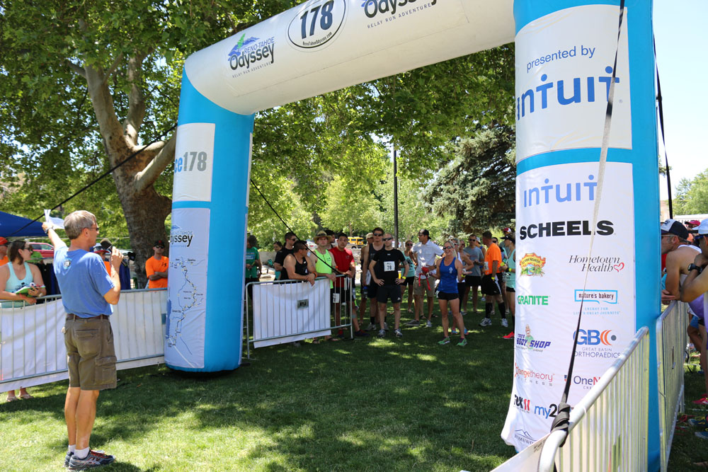 The RTO start line. Our first runner, Cynthia, is in blue.