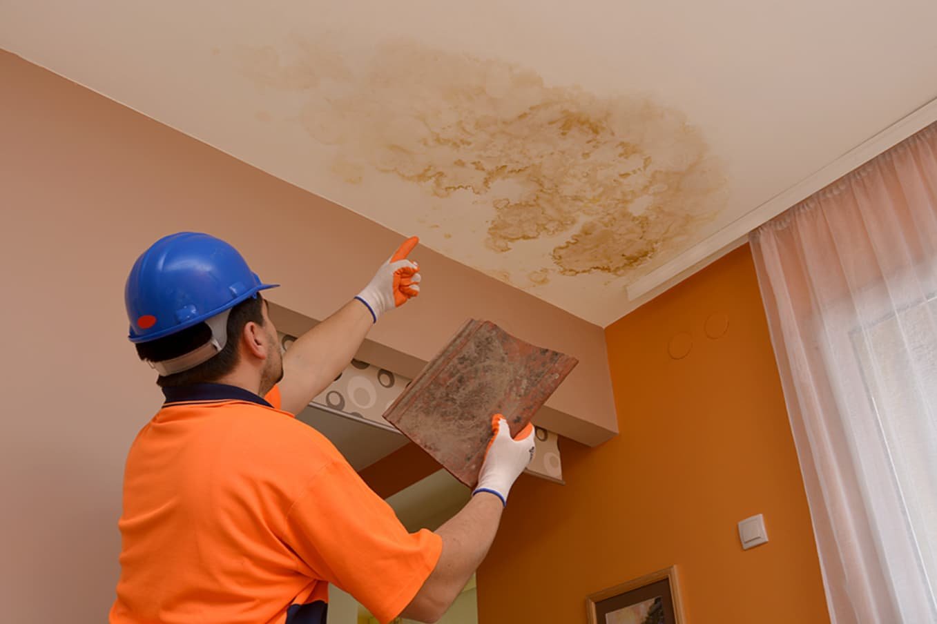 5 Signs of Roof Damage
