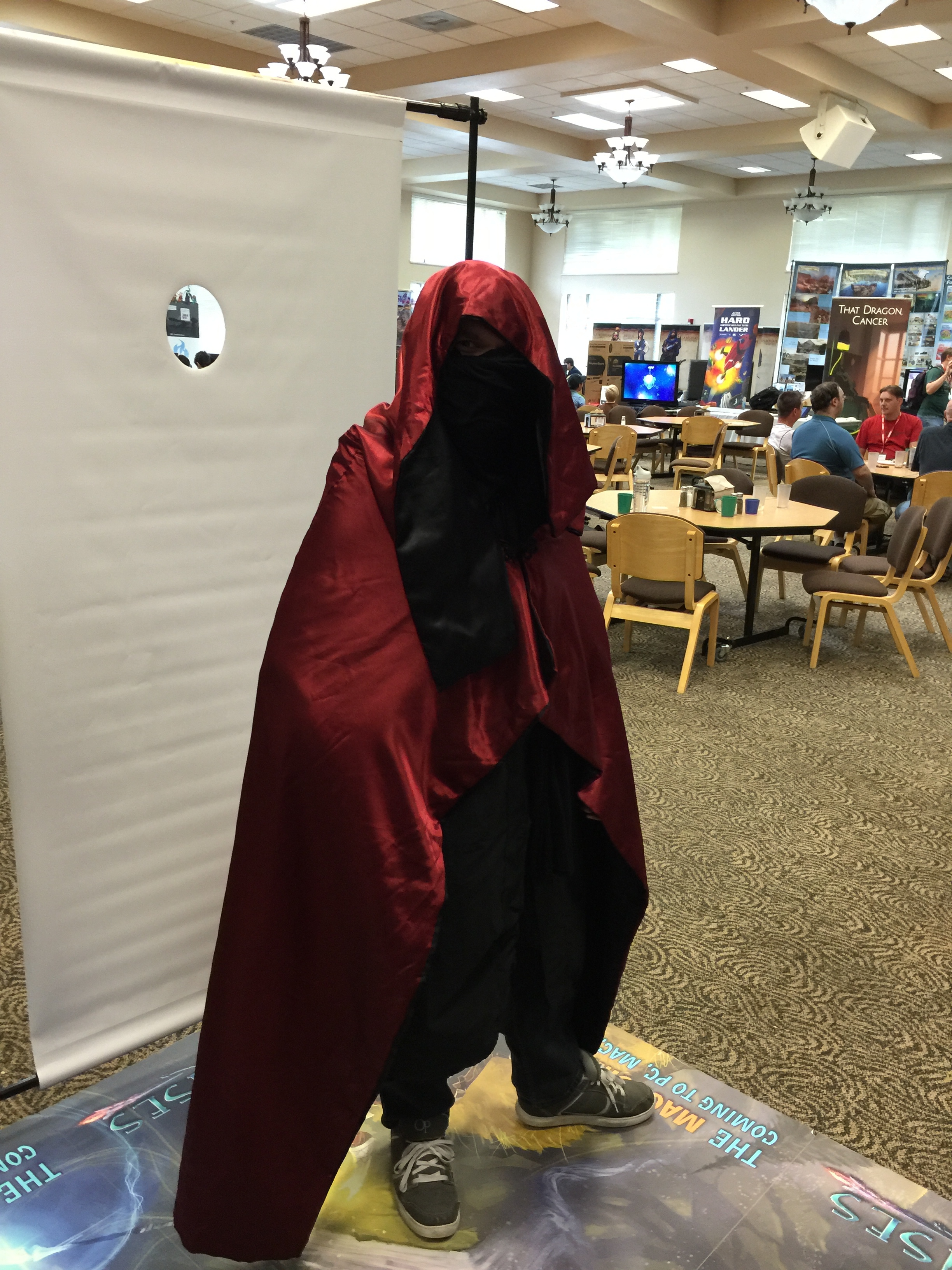 Our first Archmage cosplayer! I was in total shock someone would dress up as the Archmage!