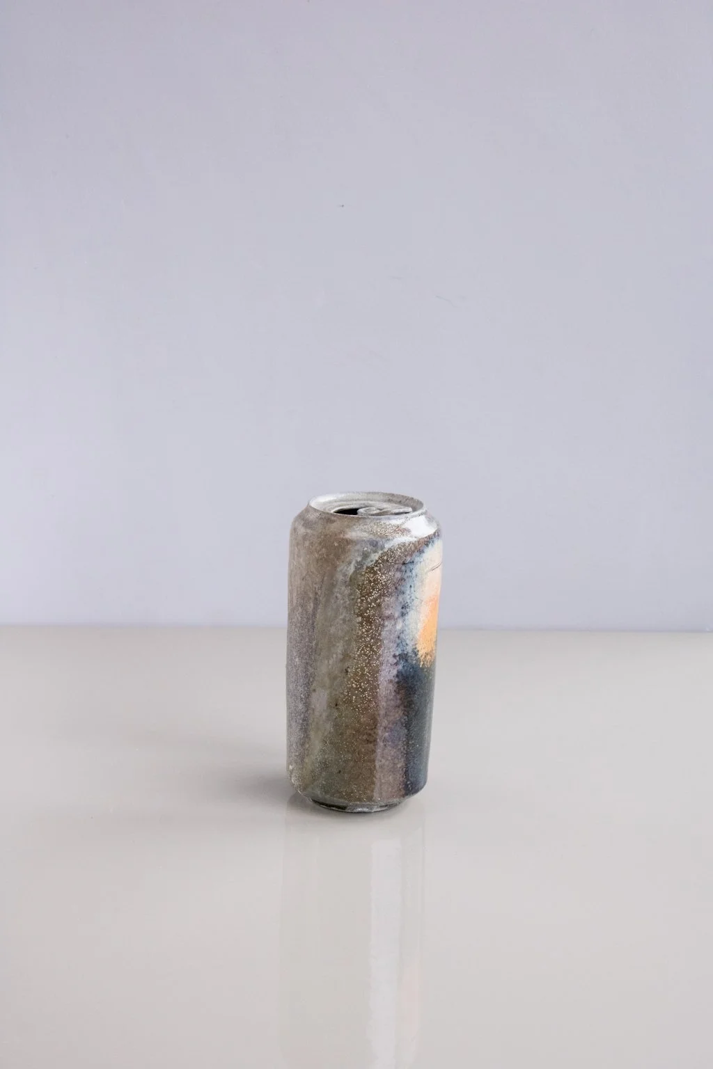 can-w.jpg