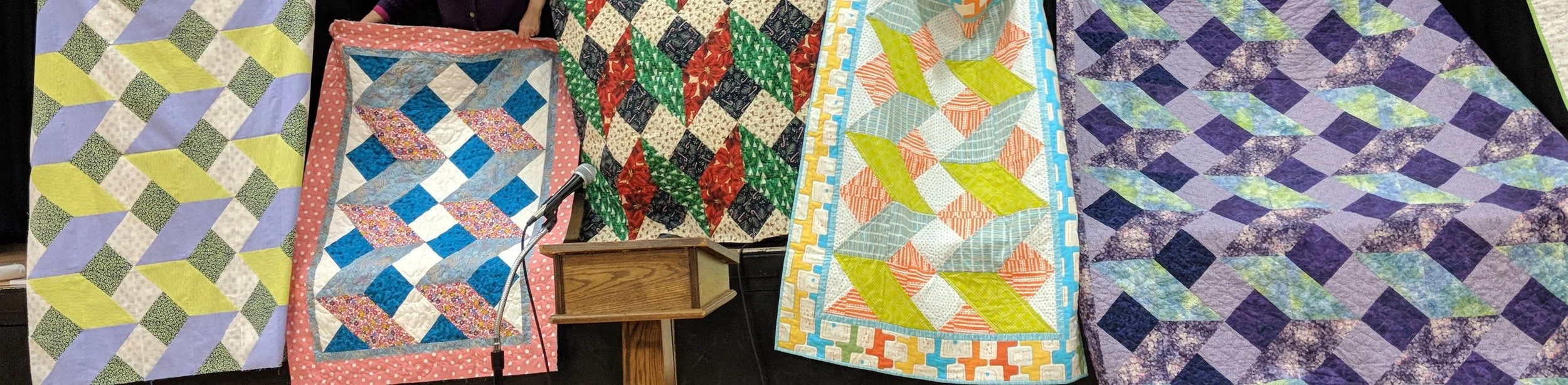 2018MerryMayhemNewYearsDayQuilt.jpg