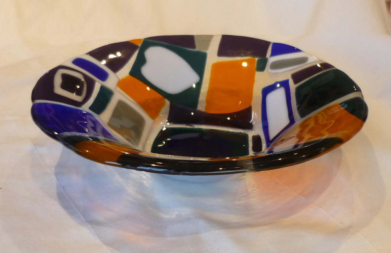 Fused glass bowl
