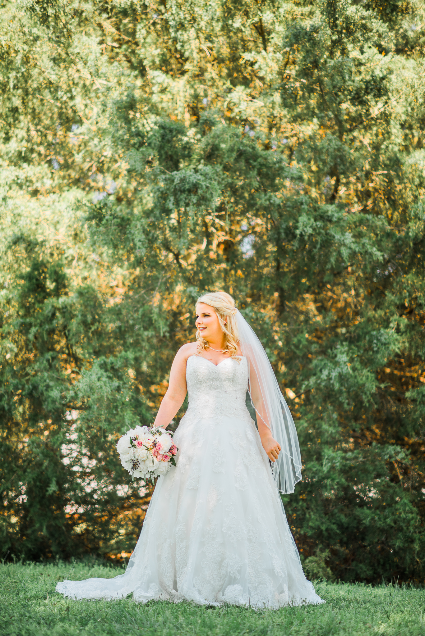 The Overturf Wedding | Backyard Wedding | Cinco de Mayo Wedding | Jonesboro Arkansas Photographer