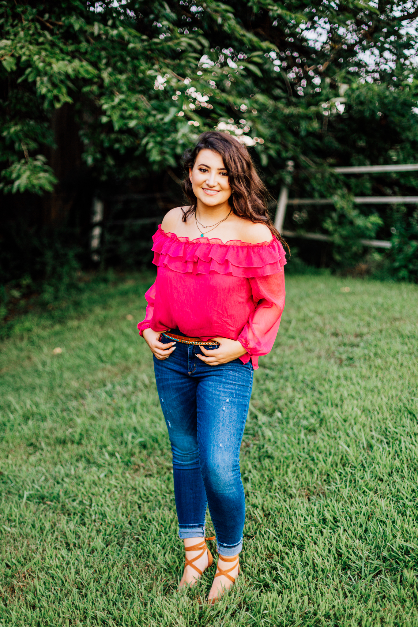 Katherine Pierce | Senior Session | Field | Jonesboro, Arkansas Photographer