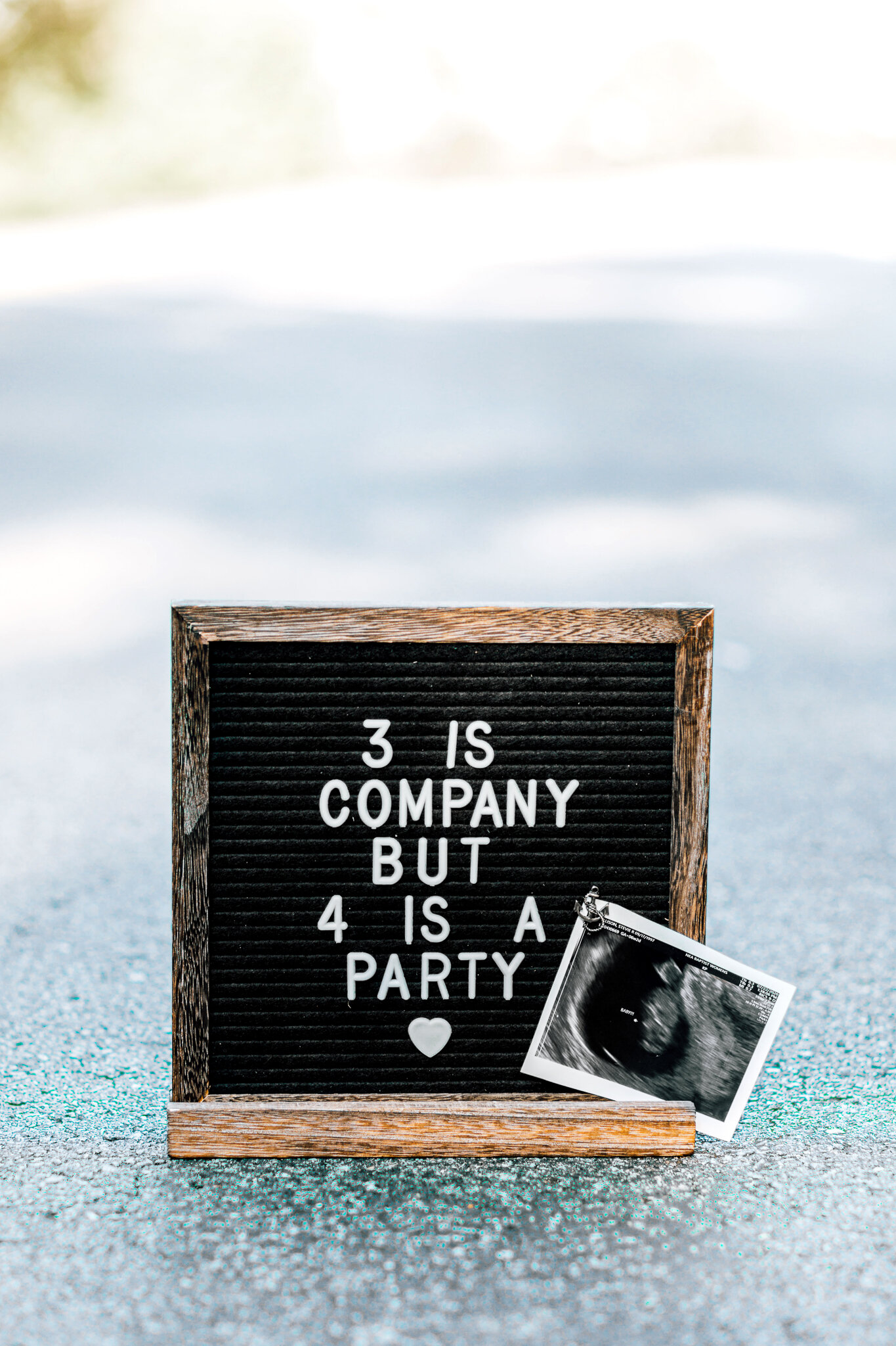 Pregnancy Reveal | Letter Board | Northeast Arkansas | Jonesboro, Arkansas Photographer