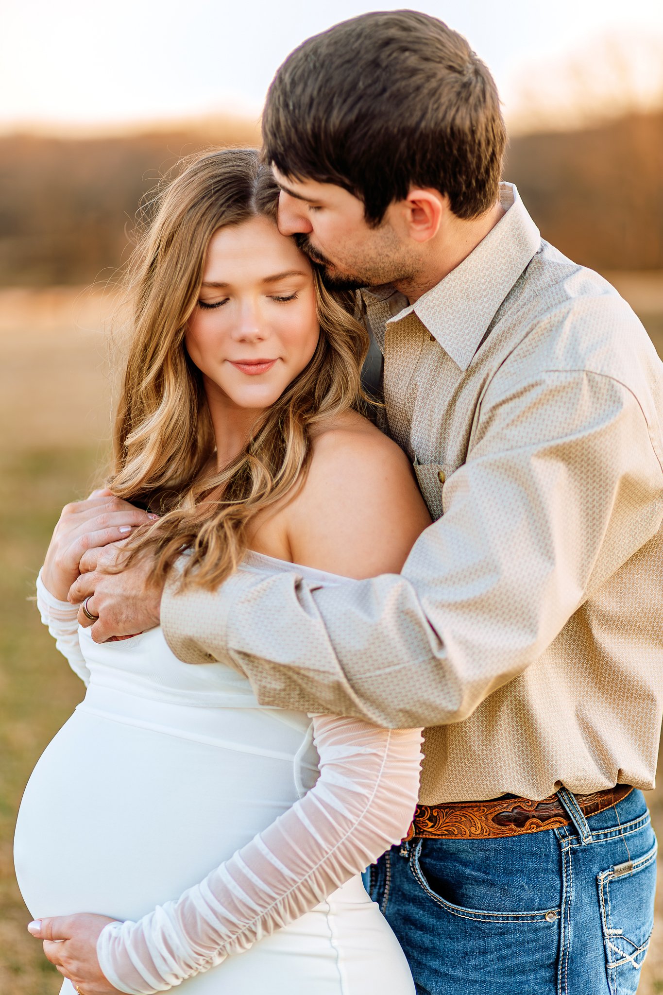 Cave City Arkansas Maternity Photographer