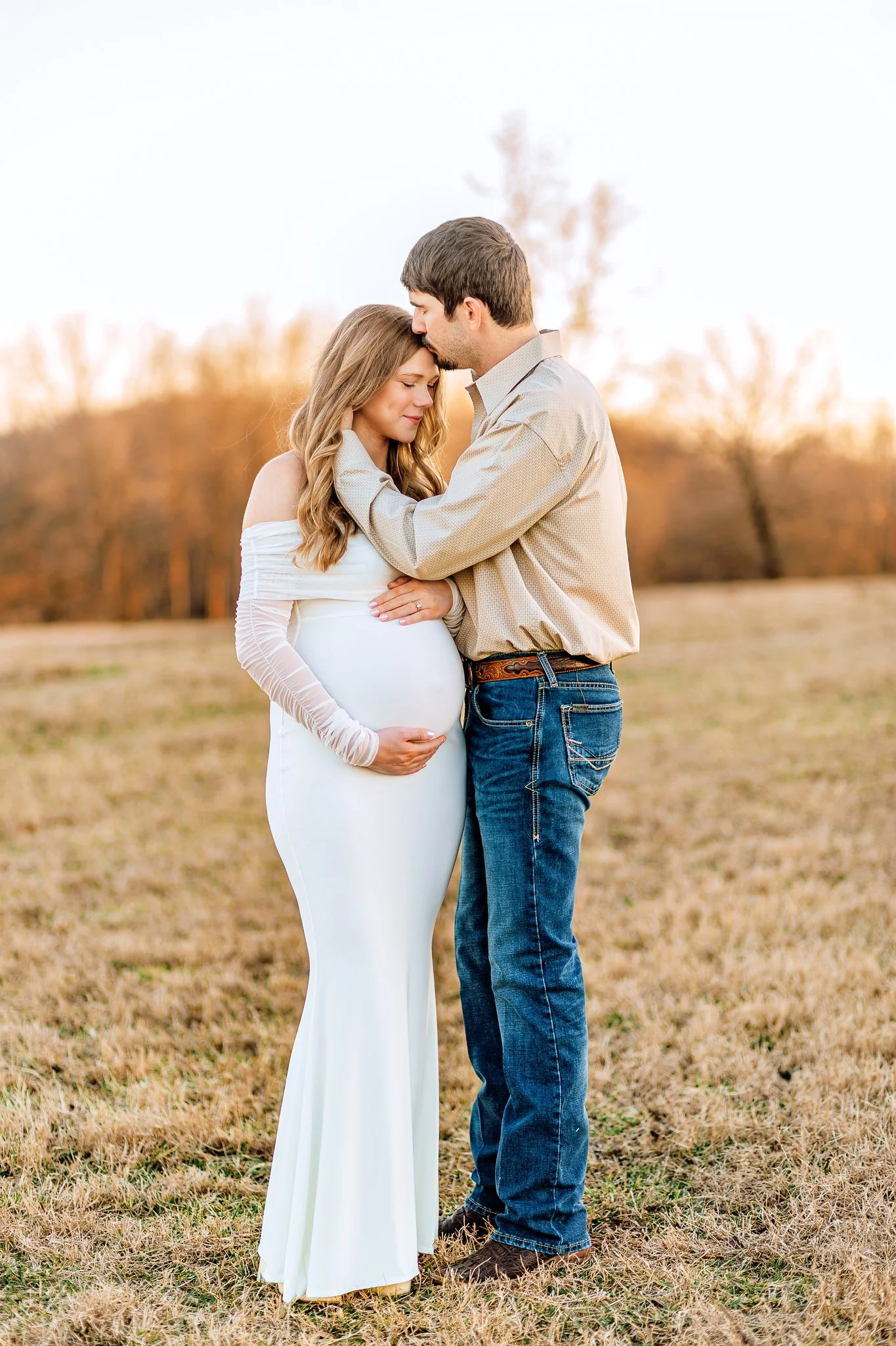 Cave City Arkansas Maternity Photographer