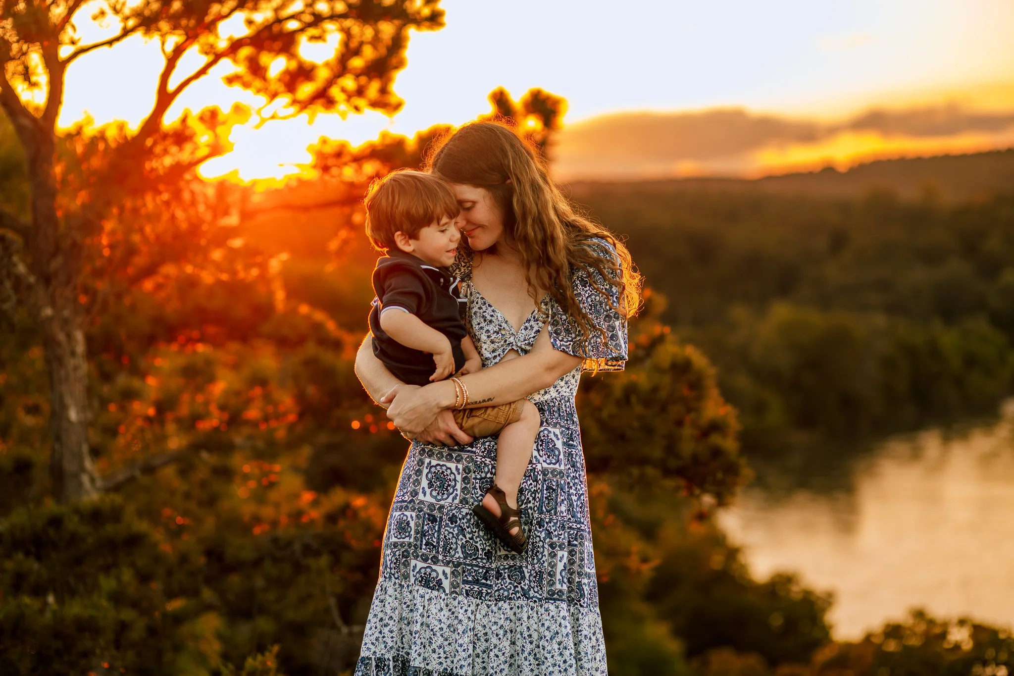 Calico Rock Arkansas Photographer | White River Bluff Family Session | Kaylan Crenshaw Photography