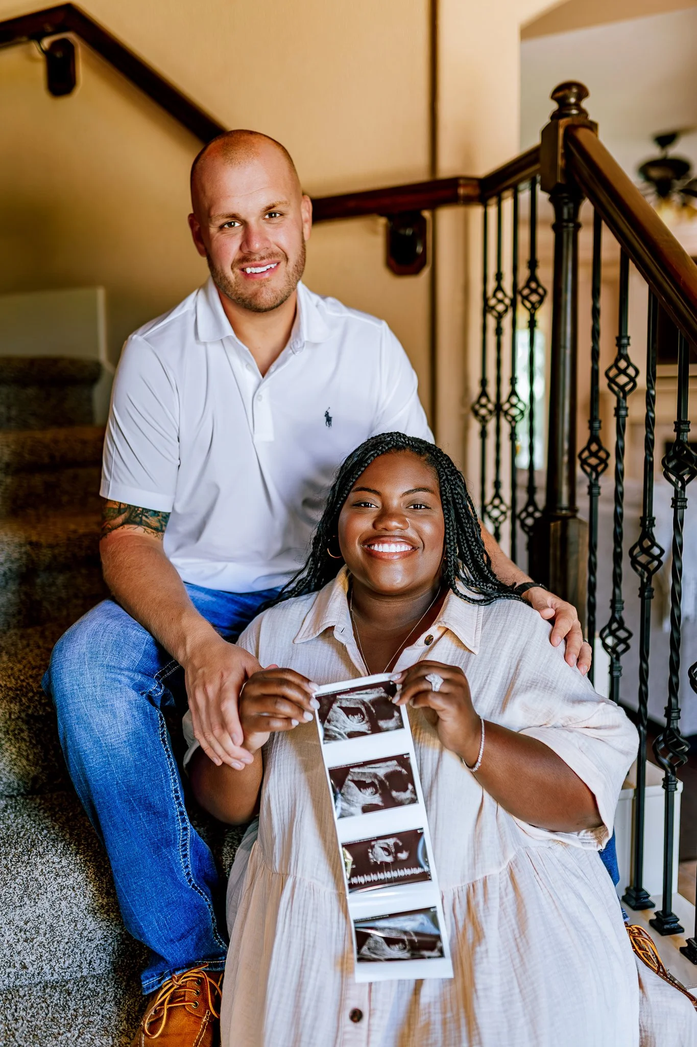 Arkansas Pregnancy Announcement Photographer | The Eckard Family's In-Home Session