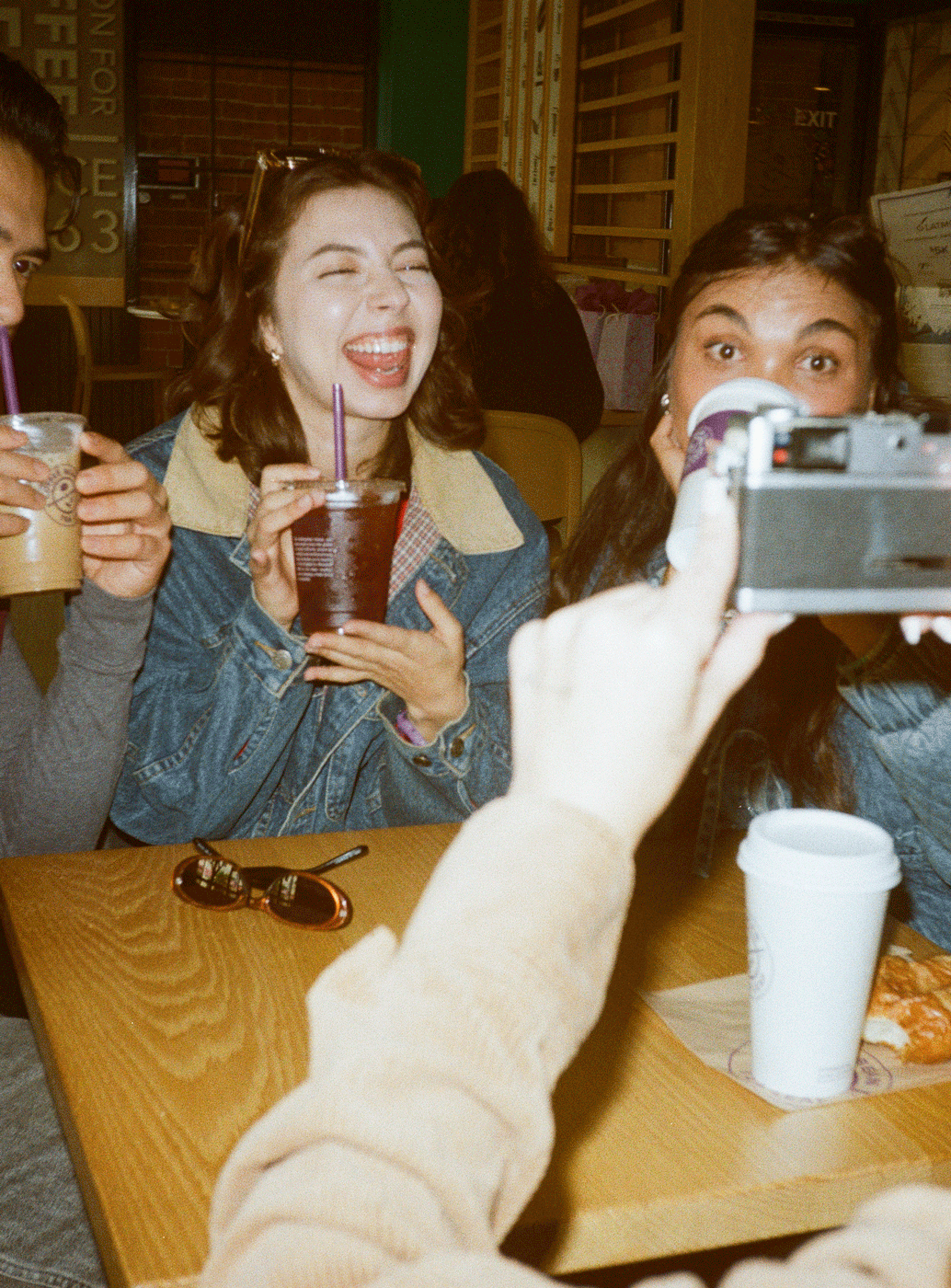 CBTL-3D-Cafe-Portrait-9.gif