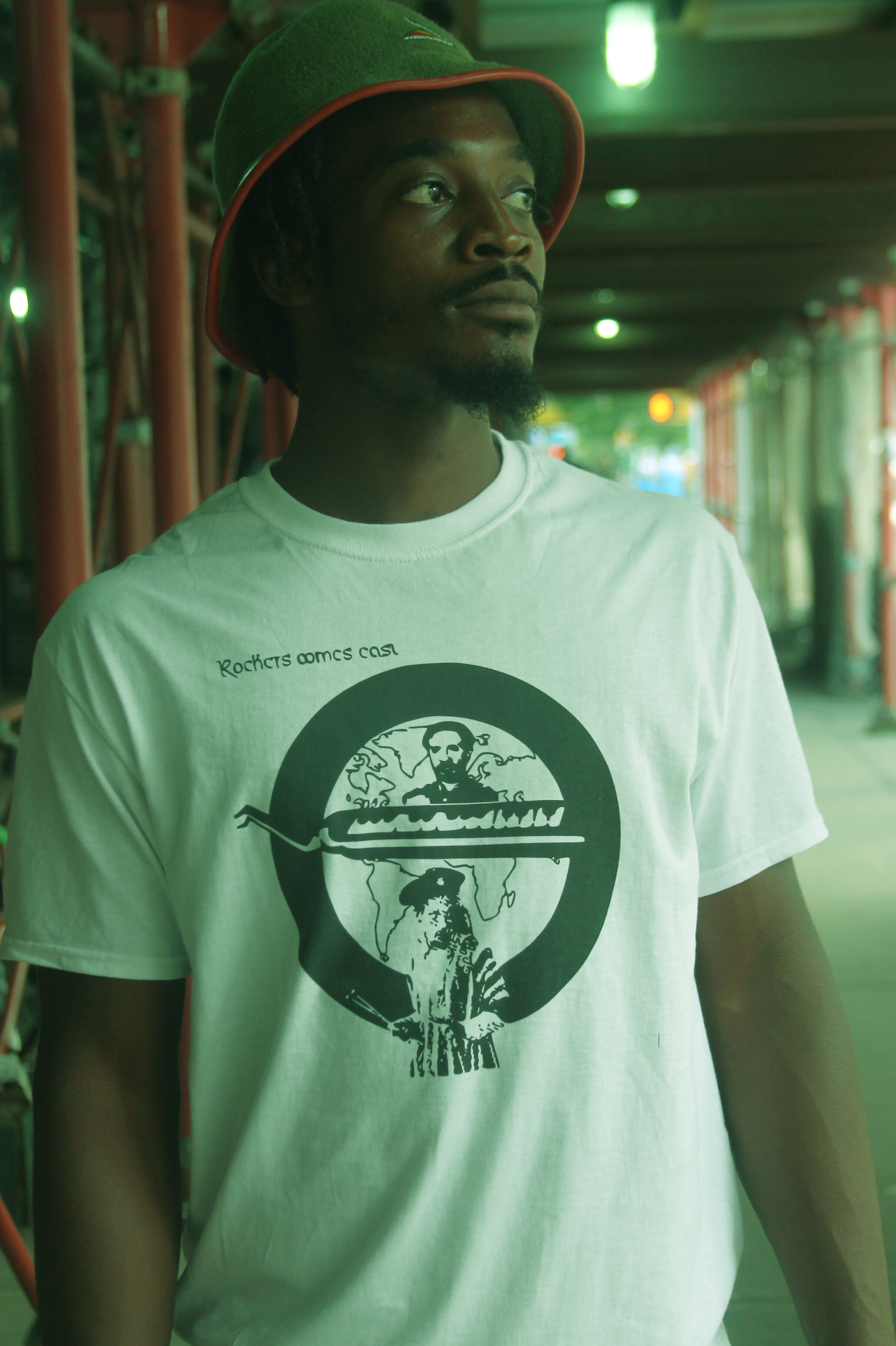 B/W Rockers Comes East Tee