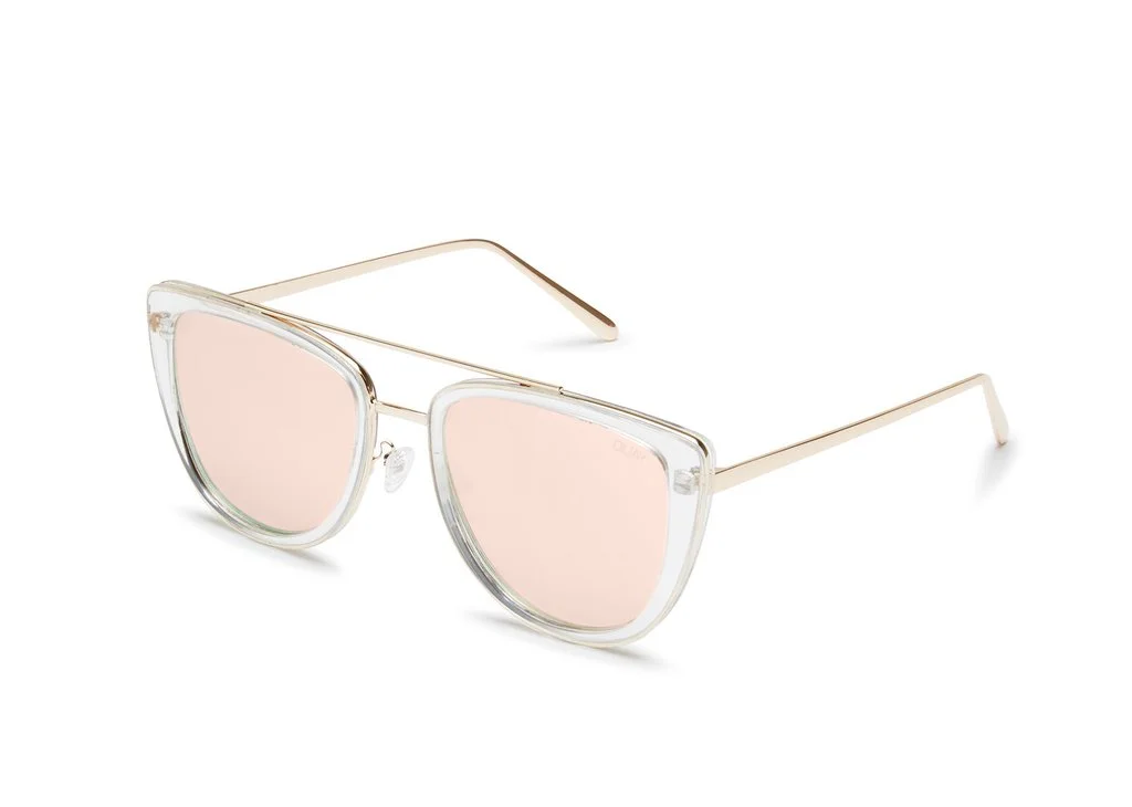 QUAY_FRENCH_KISS_CLEAR_PINK_MIRROR_SIDE_1024x1024.jpg