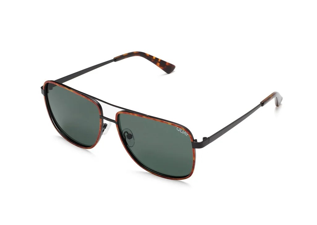 QUAY_MAN_MODERN_TIMES_LITE_TORT_GREEN_SIDE_1025x.jpg