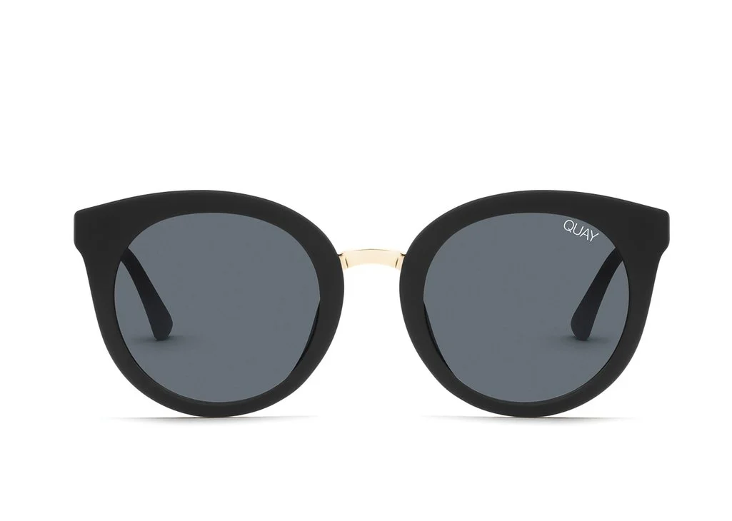 Quay_Shook_RubberMatteBlackShinyGoldSmoke_Front_copy_1025x.jpg