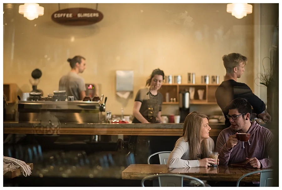coffee-shop-engagement-couple-photos
