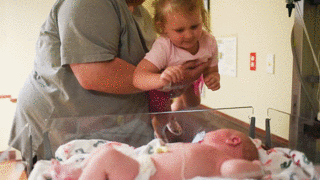 SRP_Mcgee_Birth-240.gif