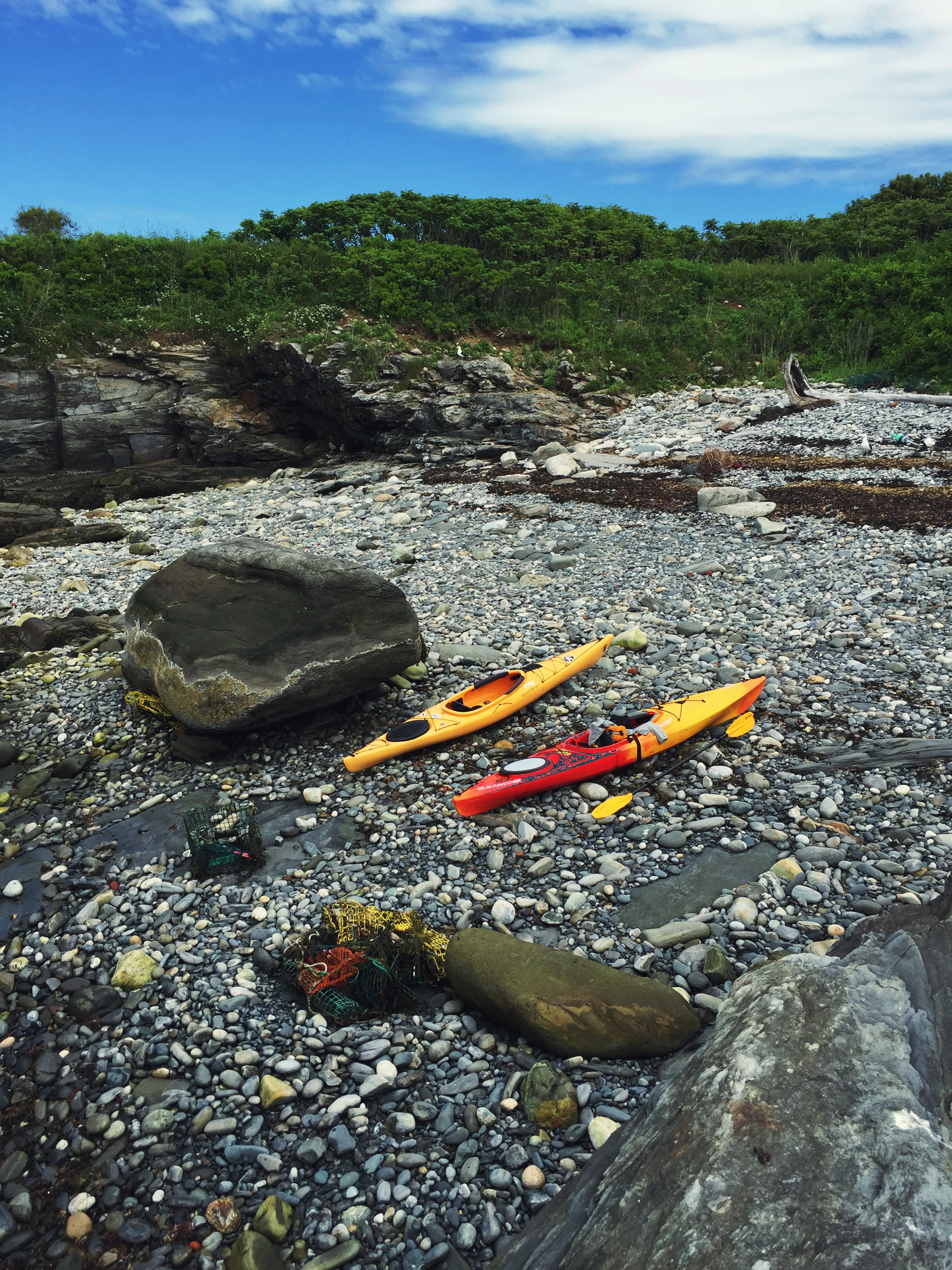 Island hoping, a stop ashore Ram Island