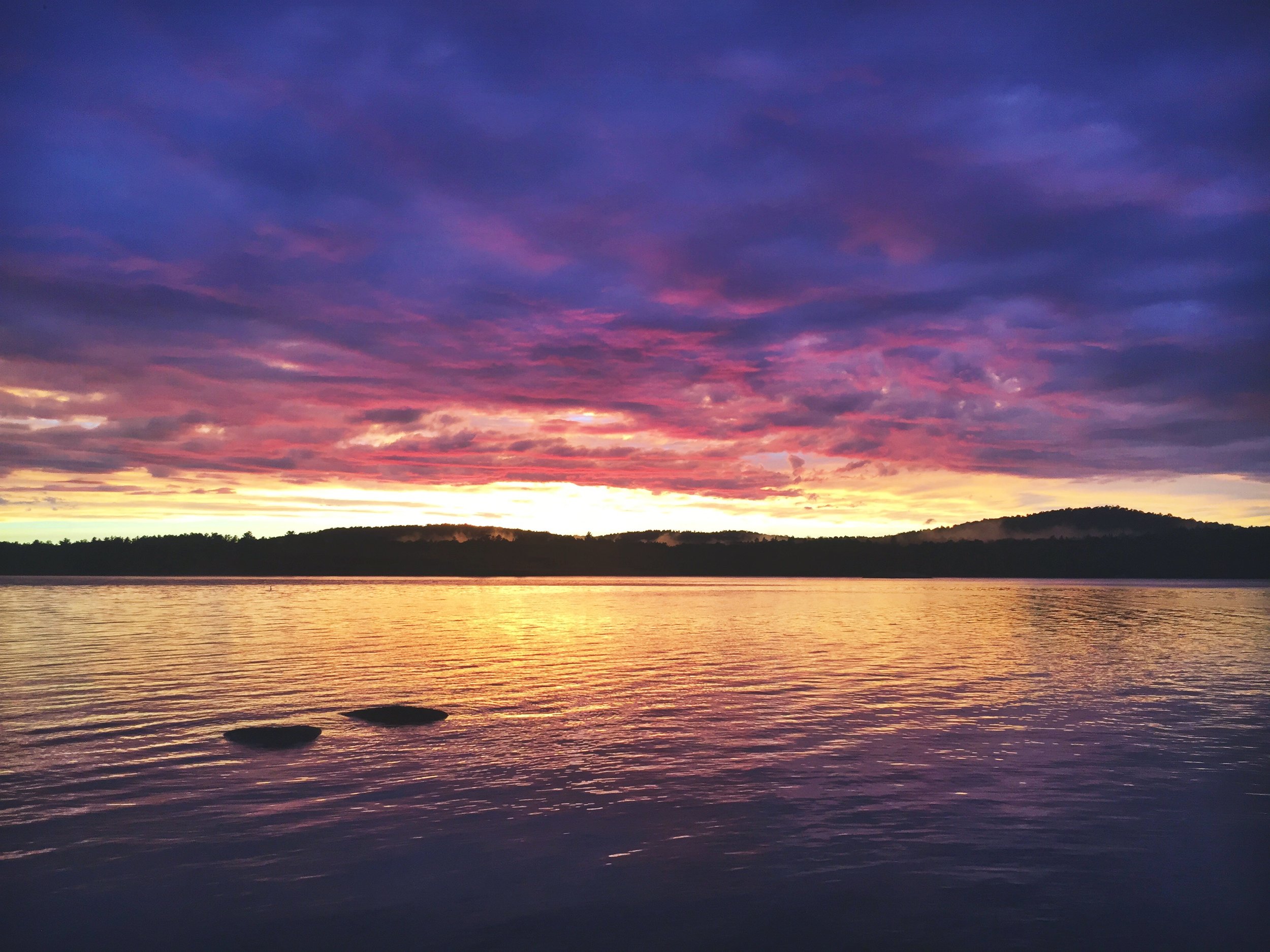 Even though I was feeling sad and lonely, this sunset was a great reprise.