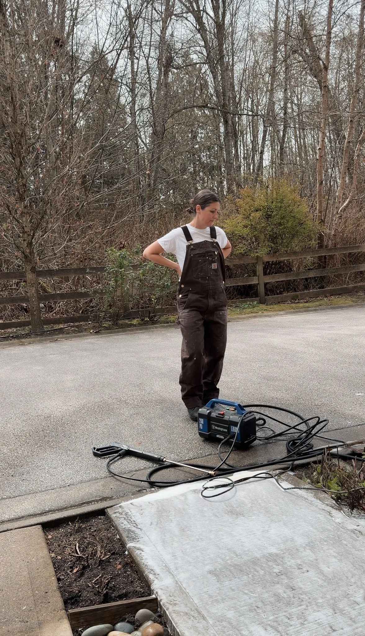 How to use a pressure washer
