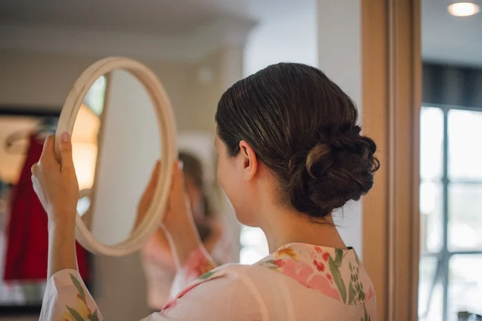 MINIMALIST BRIDAL HAIR &amp; IRRESISTIBLE ME EXTENSIONS