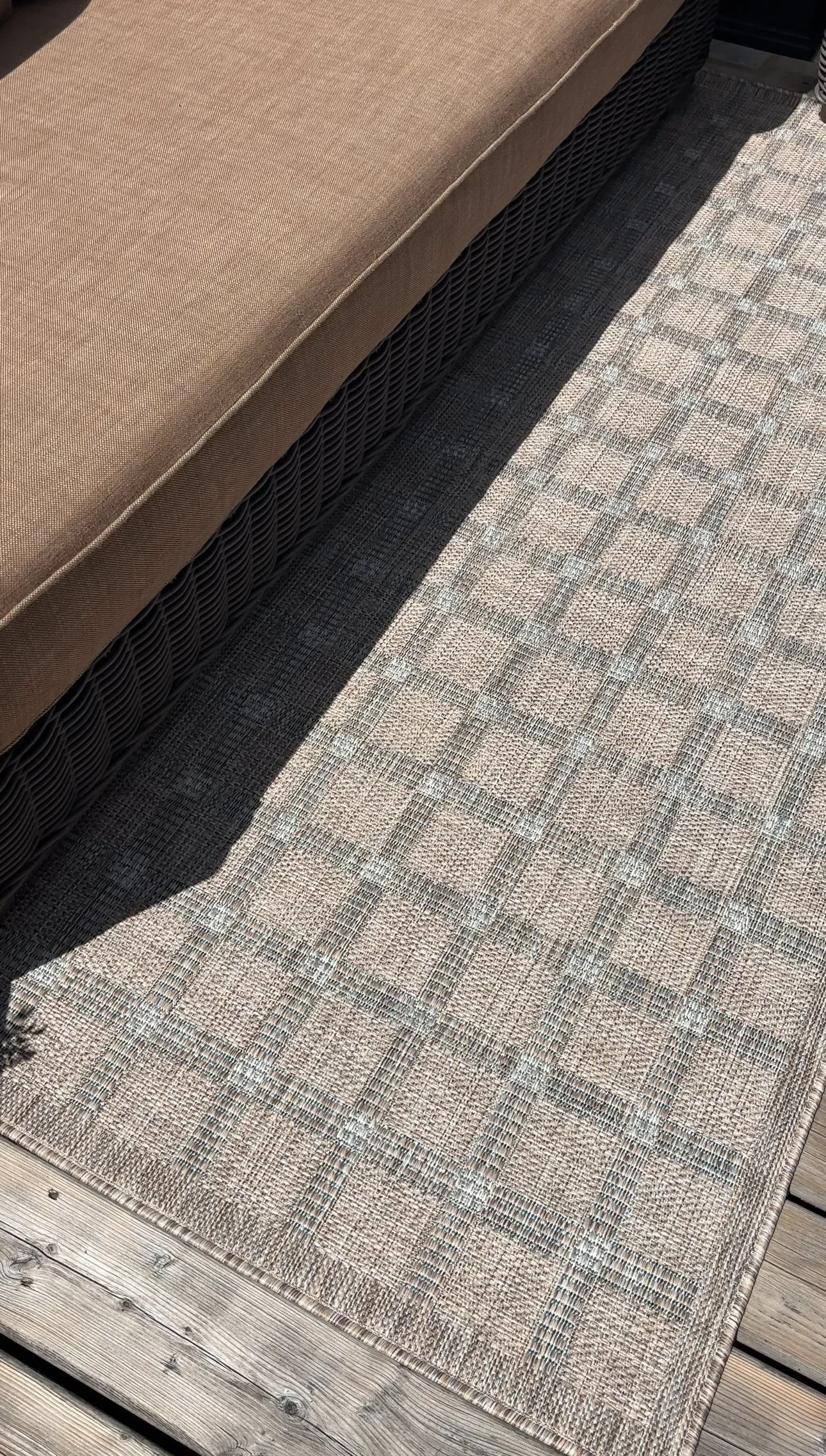 Amber Lewis Topanga rug in real life