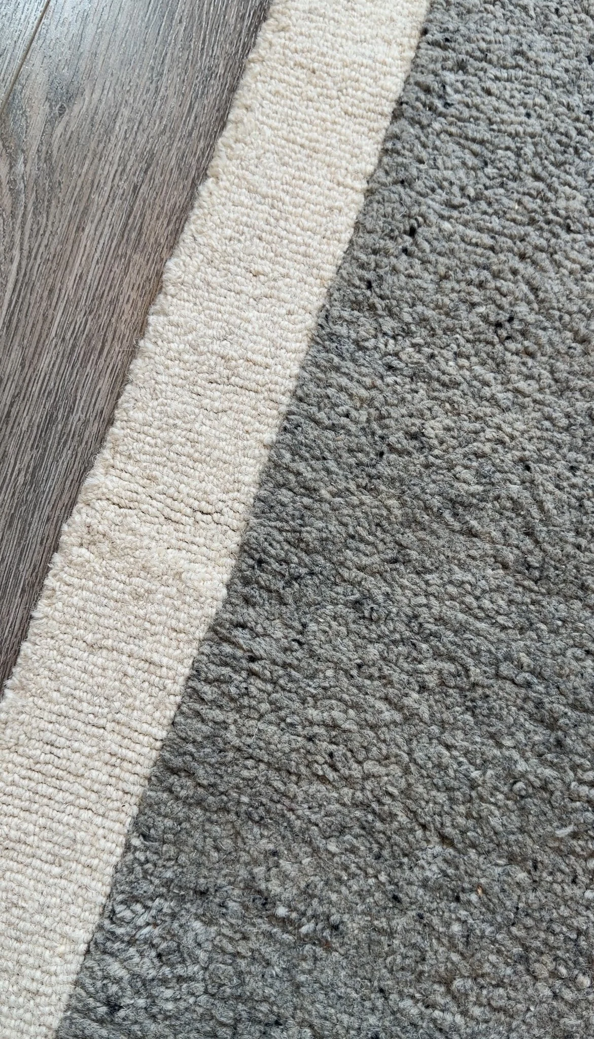 the best neutral rug from wayfair