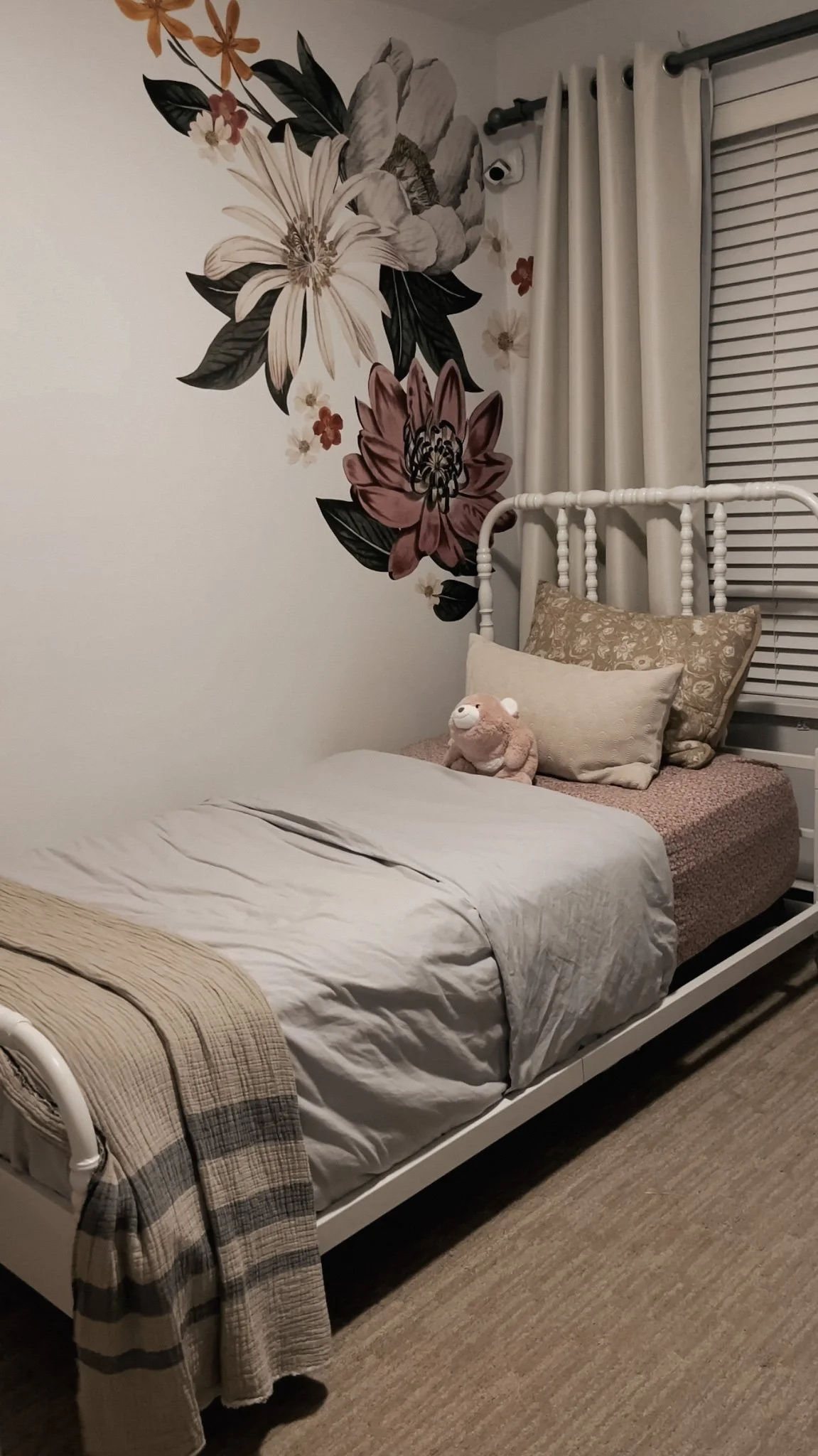 Jenny Lind spindle bed dupe