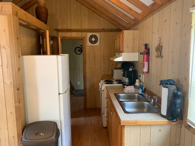 Cabin7Kitchen.jpg