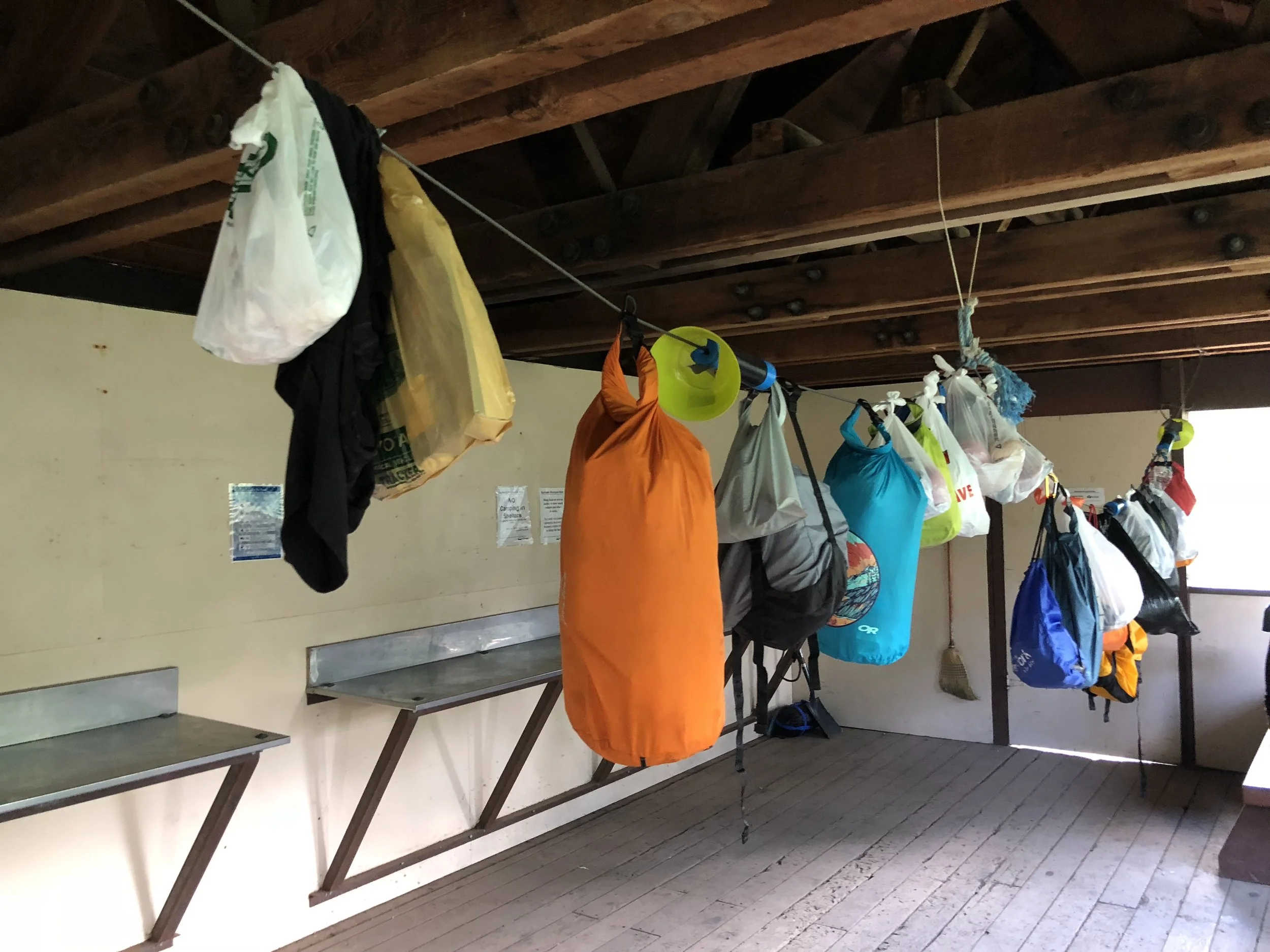 How to hang your food in the bear shelters (photo by Doris )