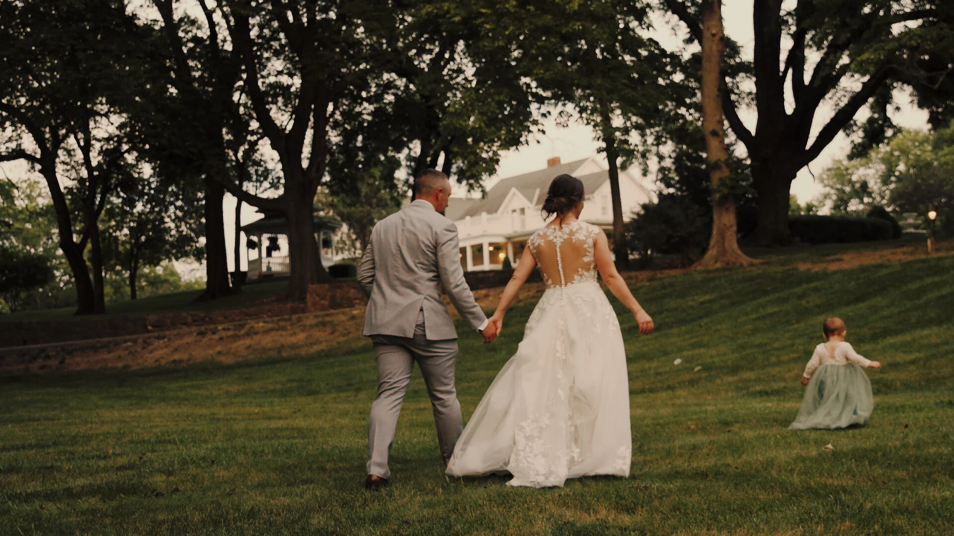 Jove + Amy's Kansas City Wedding Video ll Feat. Beautiful Baby Murphy ll Film by Taylor'd Weddings