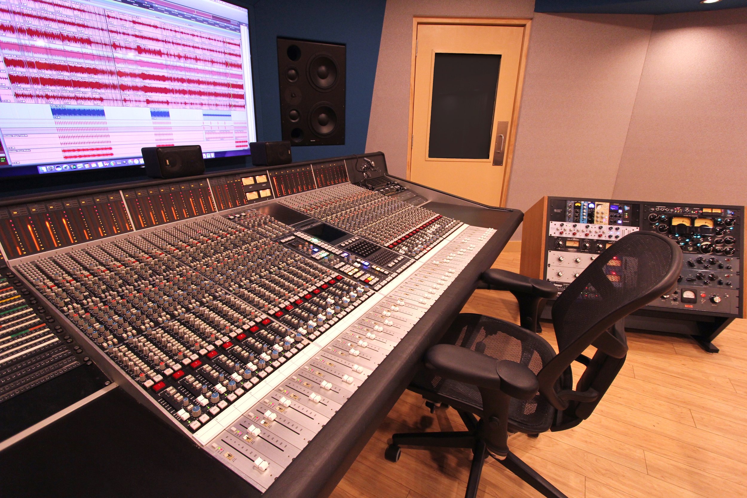        The Ultimate Studio M Upgrade    The SSL 4000 E Console    Book Now  