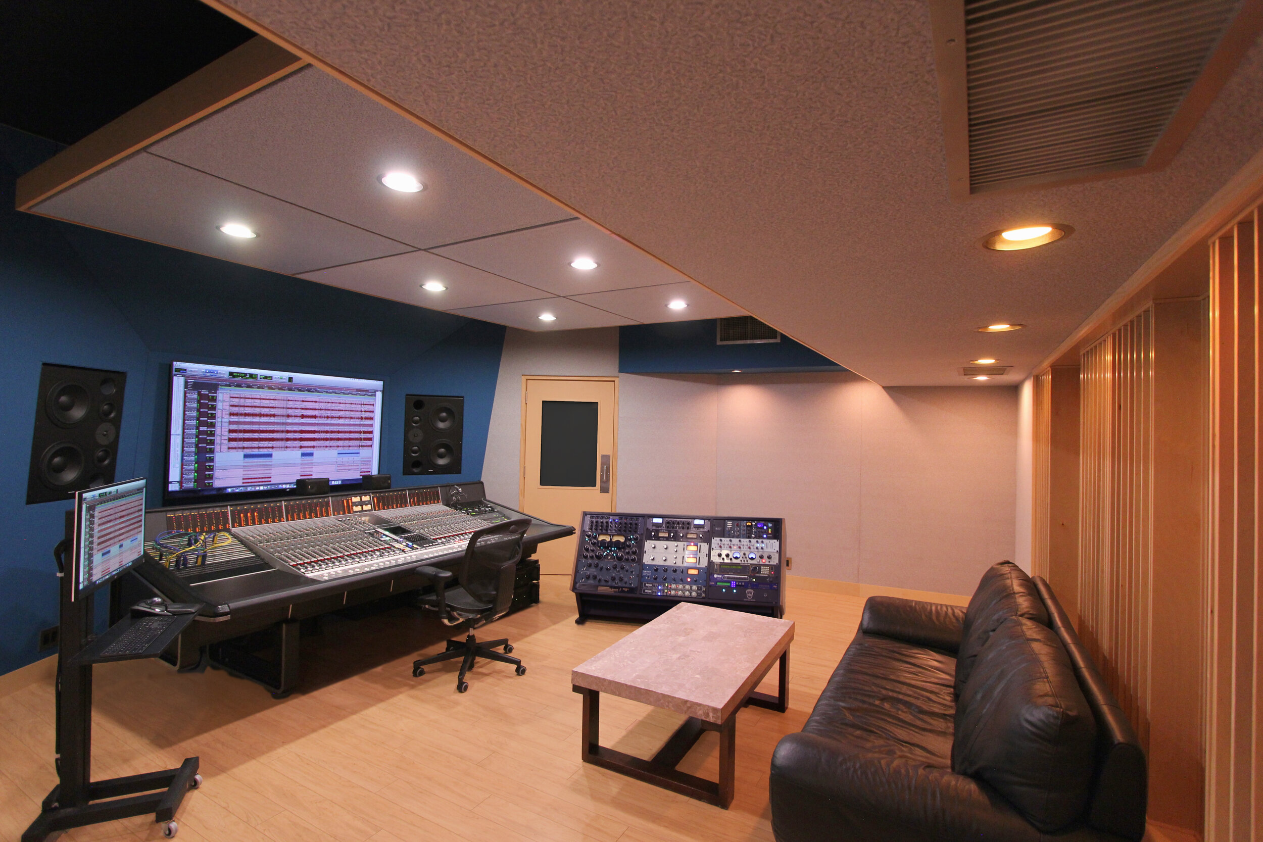 Studio M - 1 NEW 2019.jpg