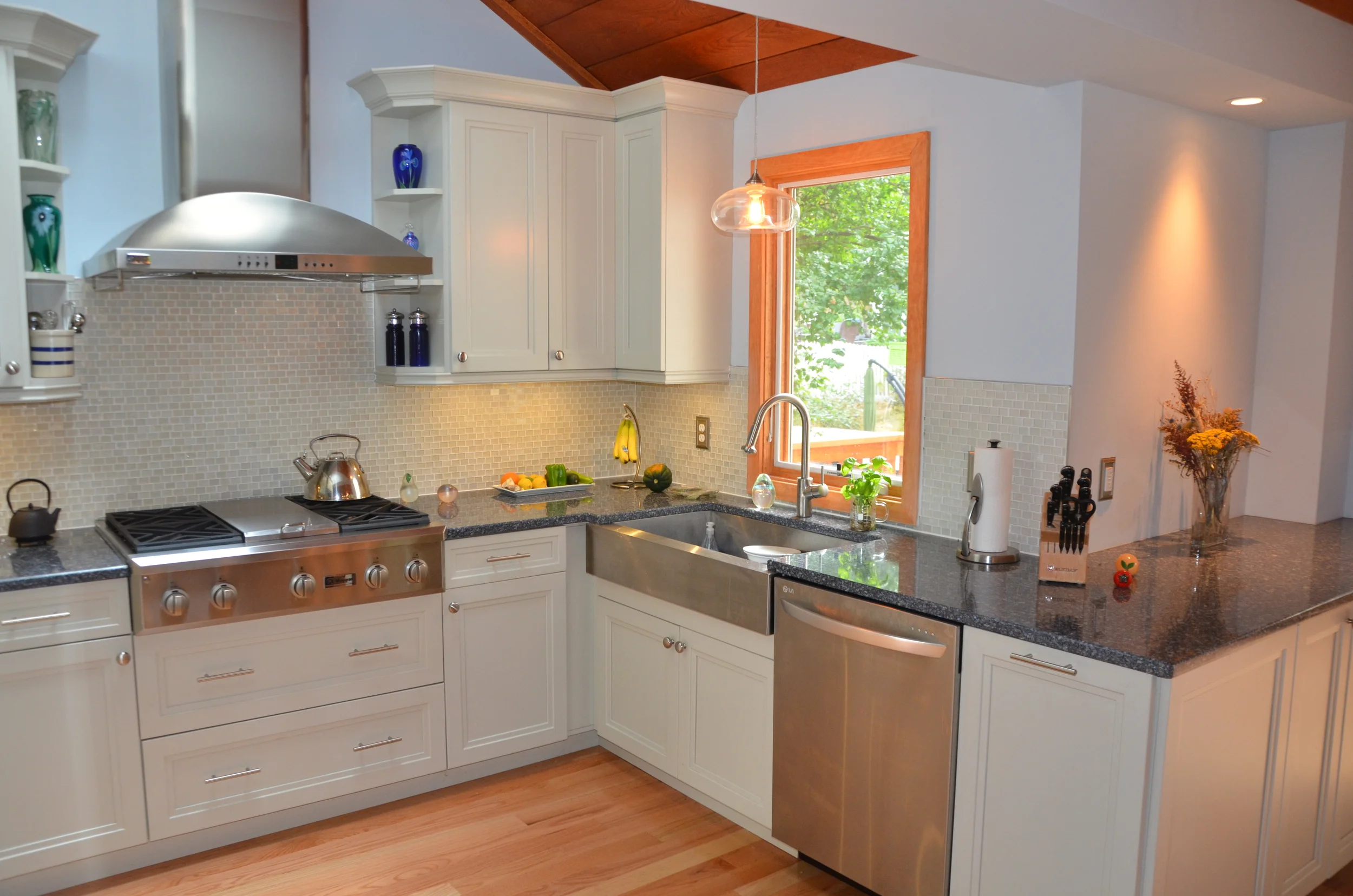 Kitchen Reno - New Counter, cabinets, appliances, pass thru window to deck
