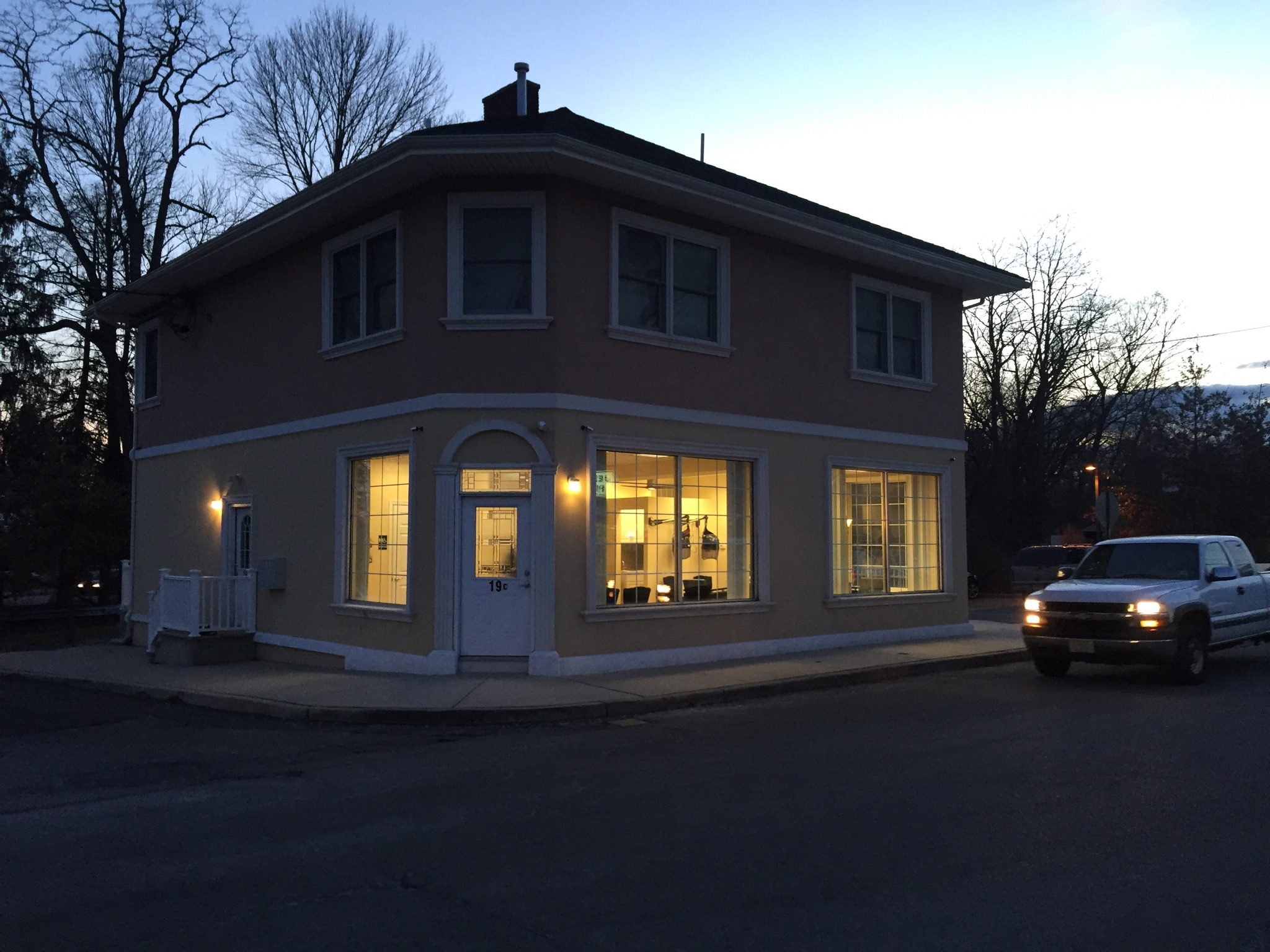 Beauty Salon - Gut Renovation, Design/Build