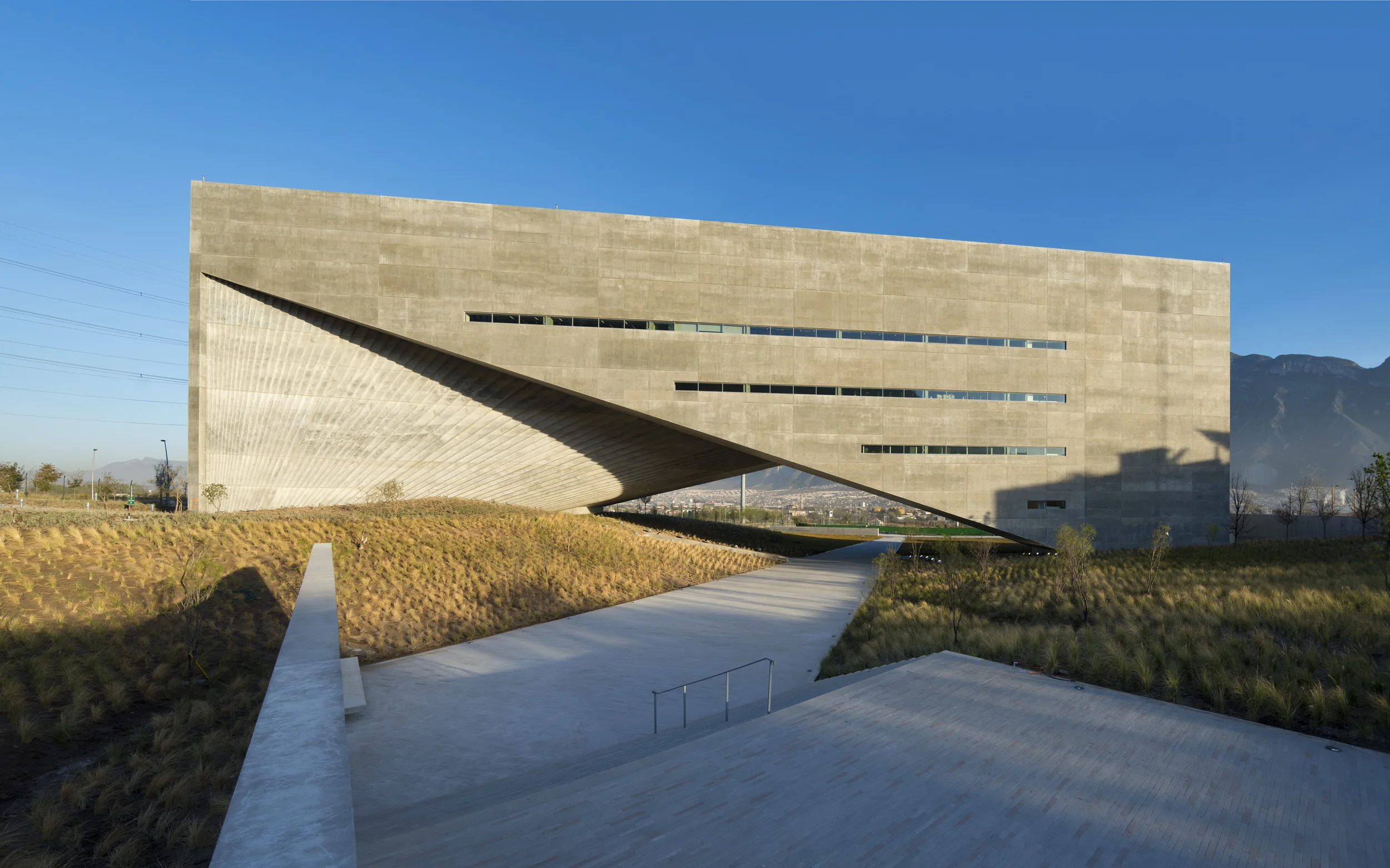 Universidad de Monterrey* - LEED Silver Certified Academic Building, Sustainability Consultant
