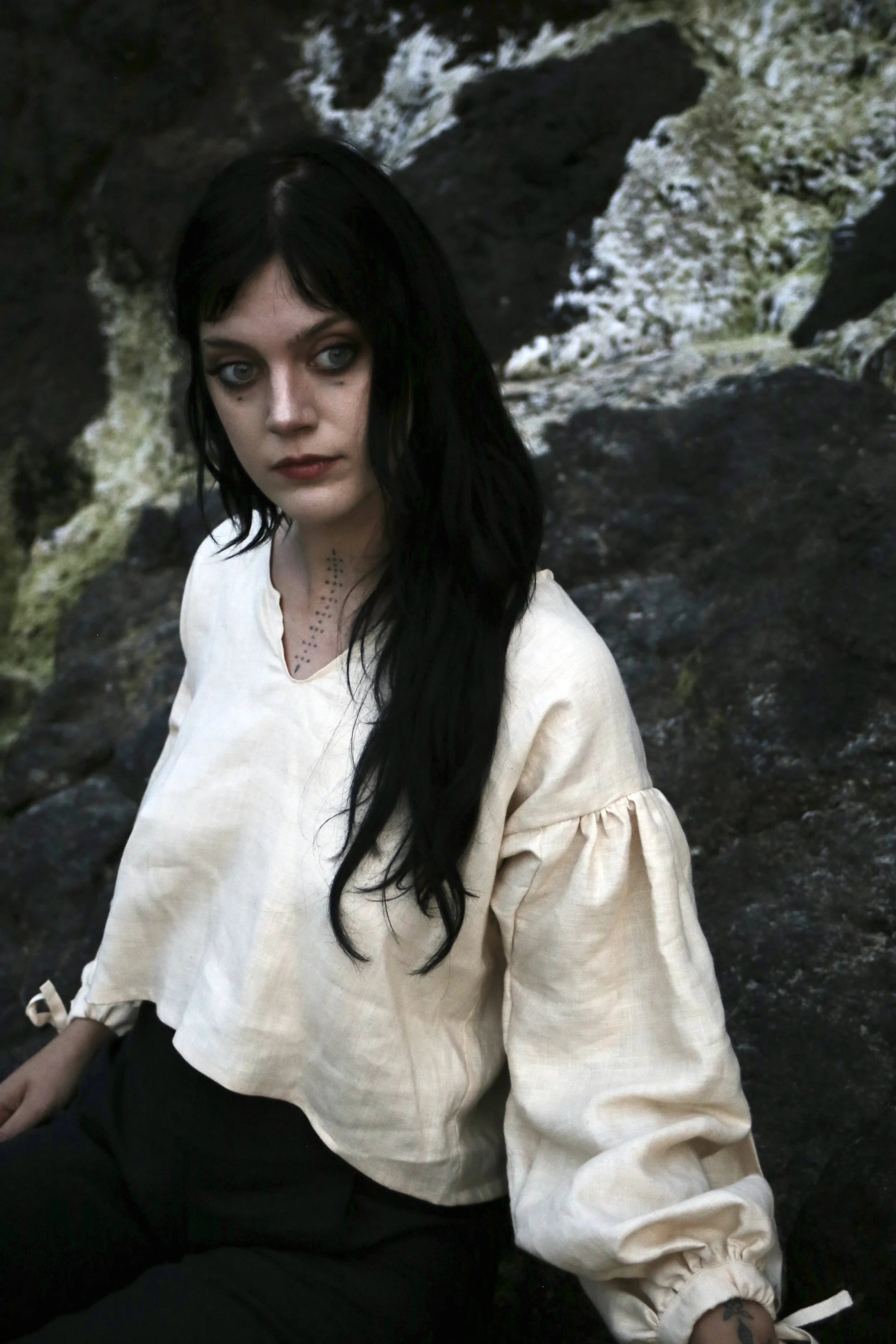 Traditionell Svensk kort överdel- Cream