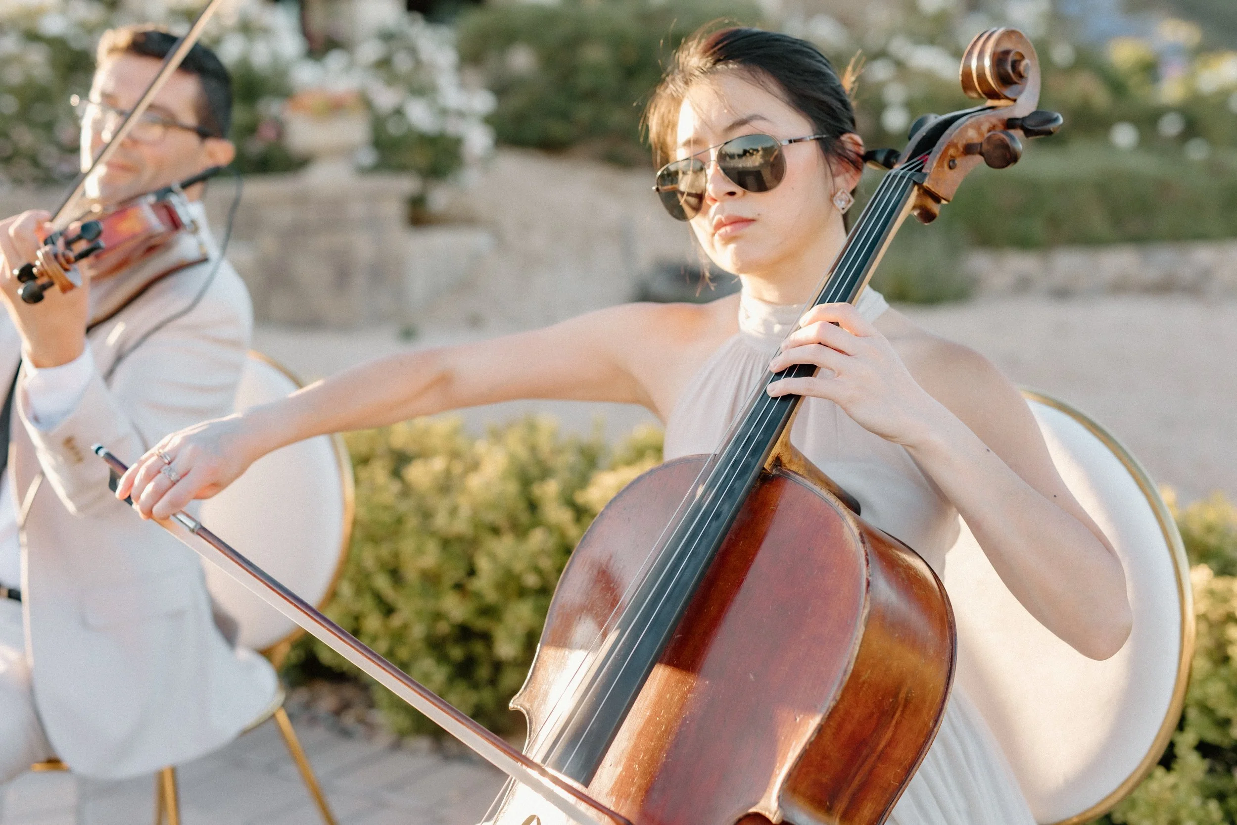 Beautiful Cellist plays love songs at Grand View Malibu