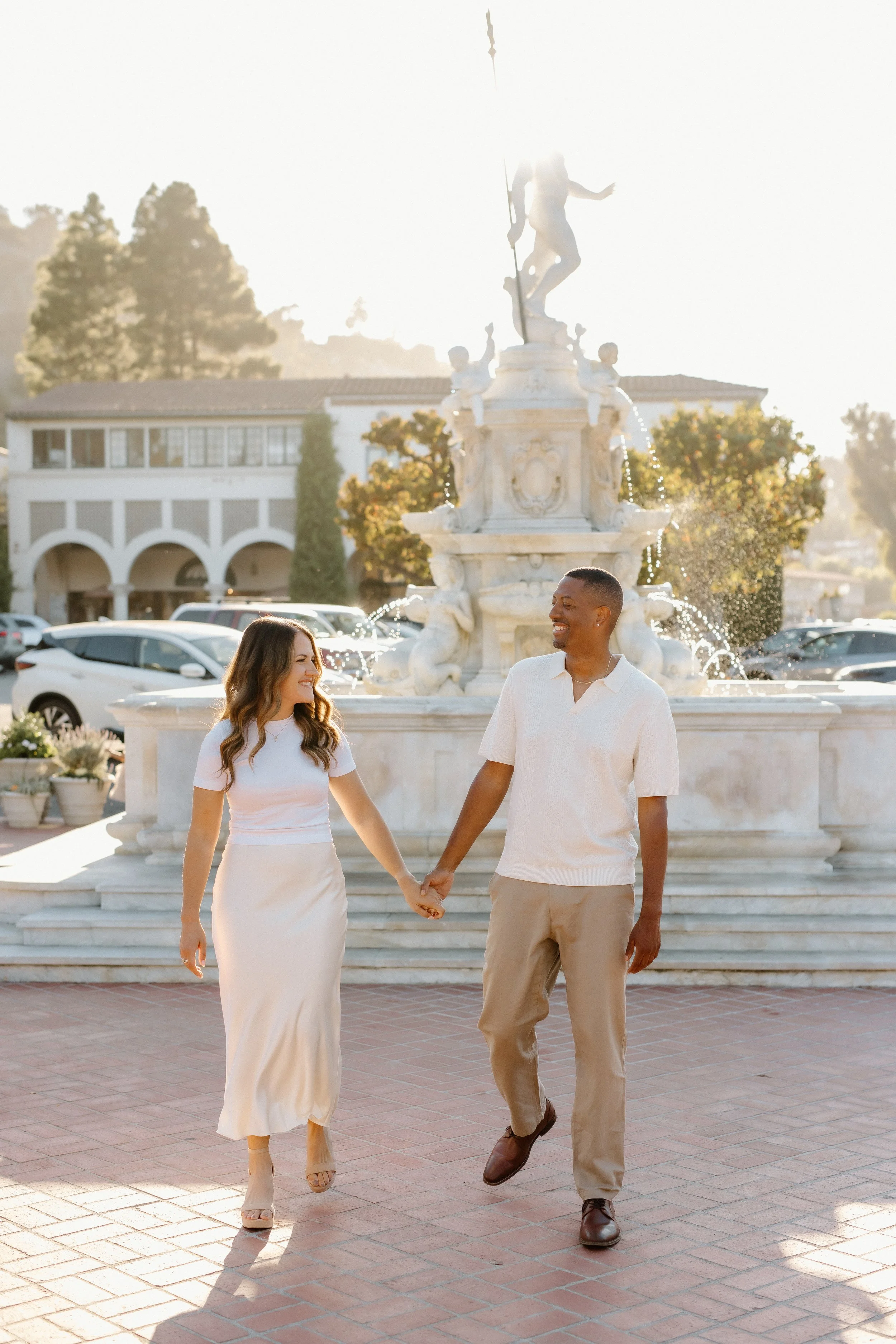 Beautiful Couple walking in Piazza in Palos Verdes