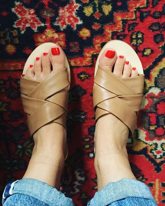 Talking about my love of end of season shoe sales-- now up on the blog! #thatcosthowmuch #sandals #summer #sale #nyc #brooklyn #mystyle