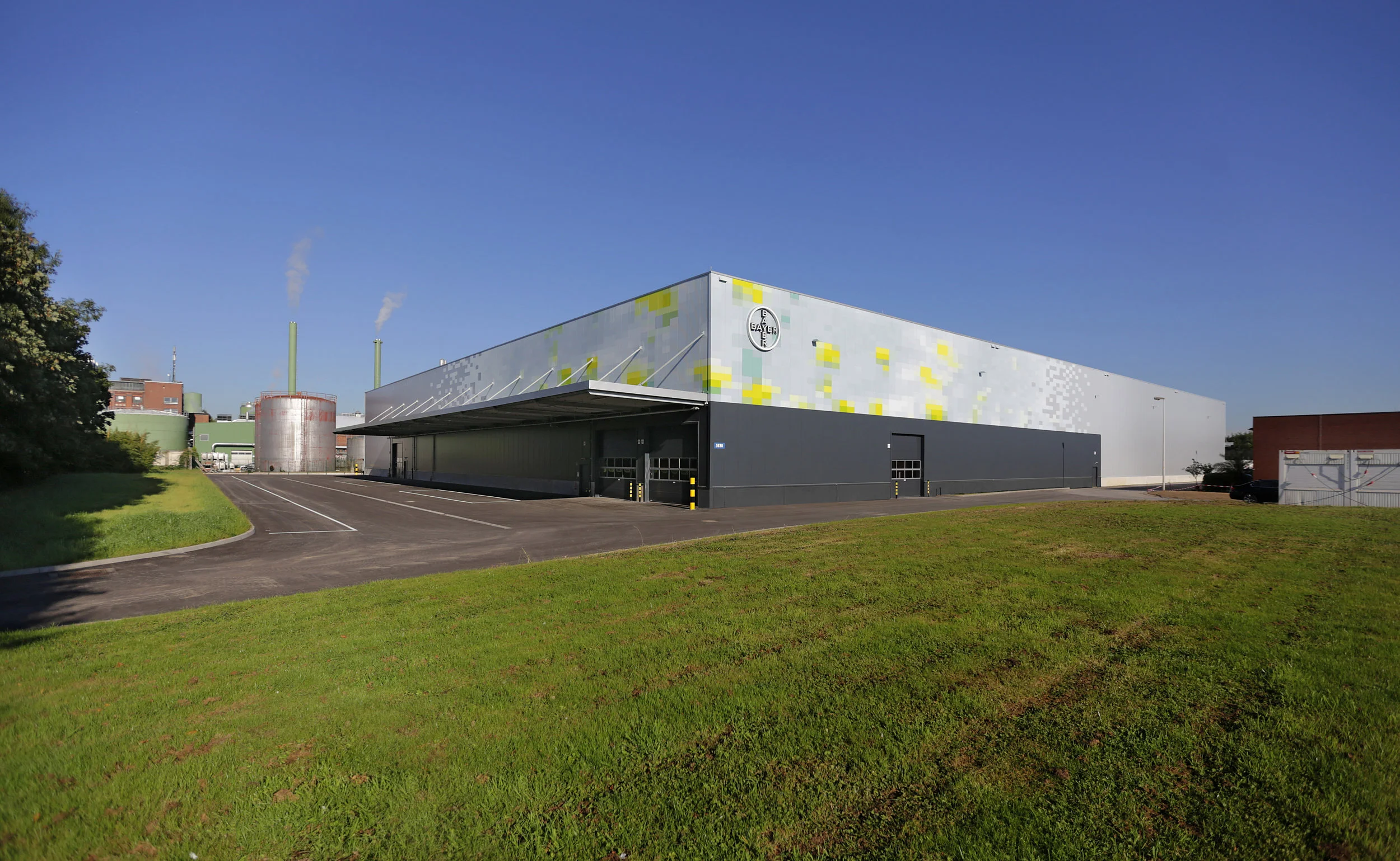 produktionshalle-farbgestaltung-lagerhalle.jpg