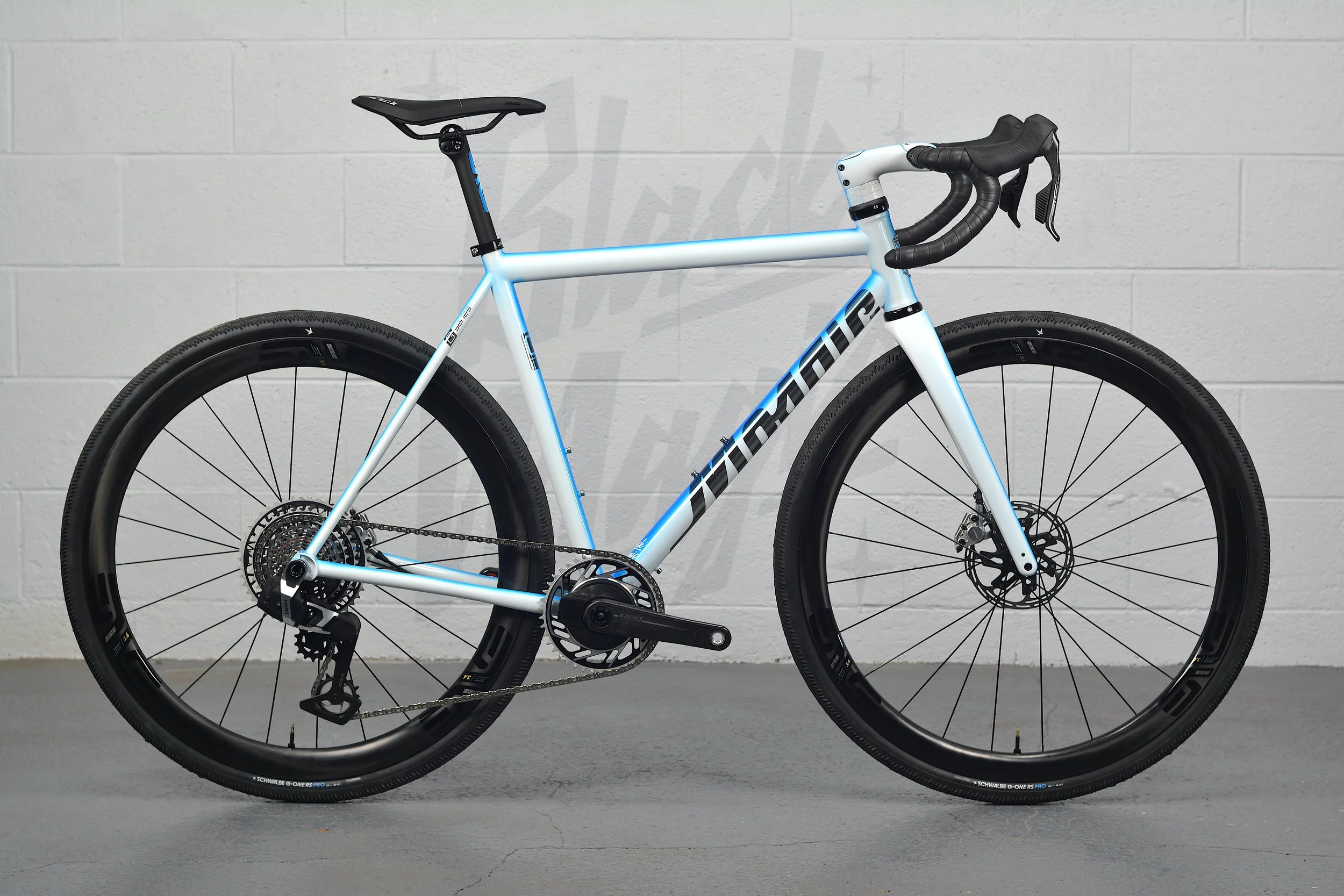 Mosaic GT1-iAR Black Magic Paint 2025_0034 copy.JPG