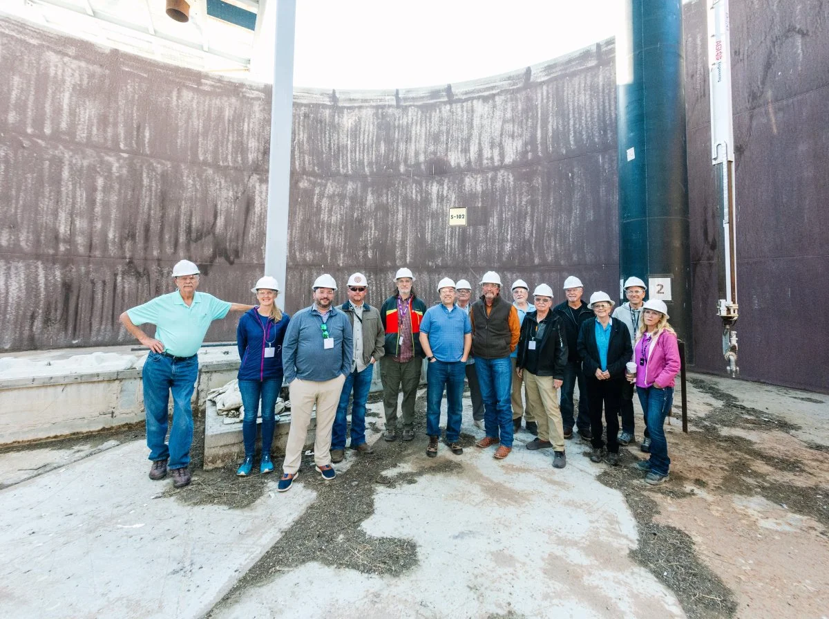  New and returning members of the Hanford Advisory Board (HAB) tour a full-size mock-up of a single-shell waste-storage tank at the site’s Cold Test Facility. 