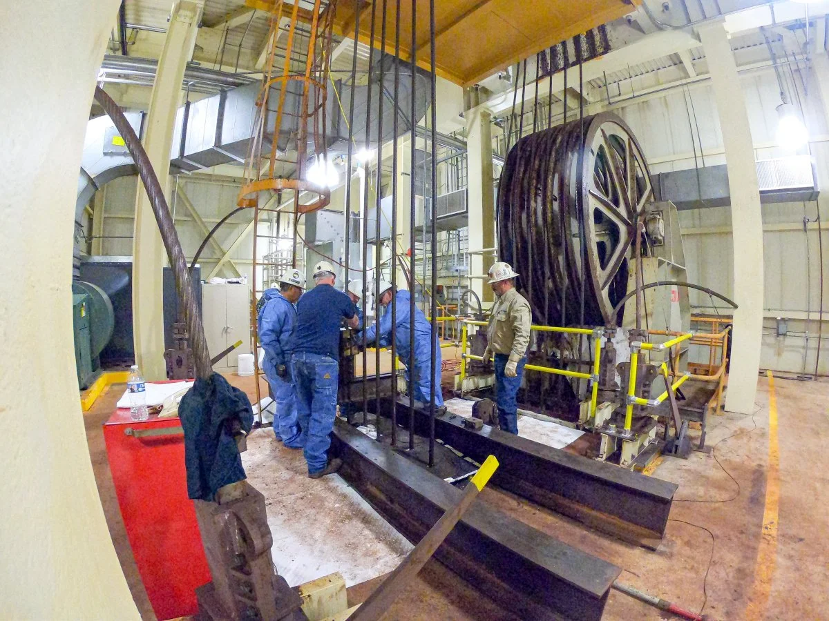  During a previous annual maintenance outage at the Waste Isolation Pilot Plant, workers safely performed a head rope replacement at the site’s waste hoist building where transuranic waste shipments are lowered into the underground repository. 