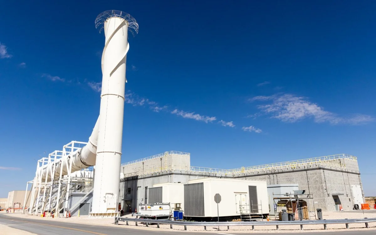  The exterior of the Safety Significant Confinement Ventilation System facility at the Waste Isolation Pilot Plant. This project is important in increasing our workers’ safety and allows for the continued progress towards environmental cleanup and na