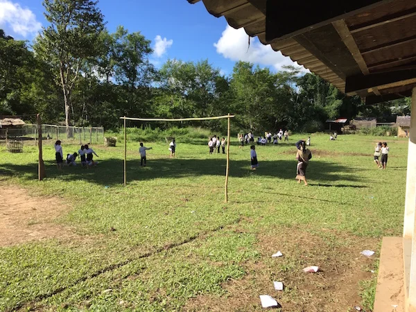 eatdrinklaos-schoolmeals-yard.jpg