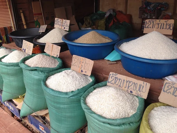 eatdrinklaos-mak-kai-sticky-rice.jpg